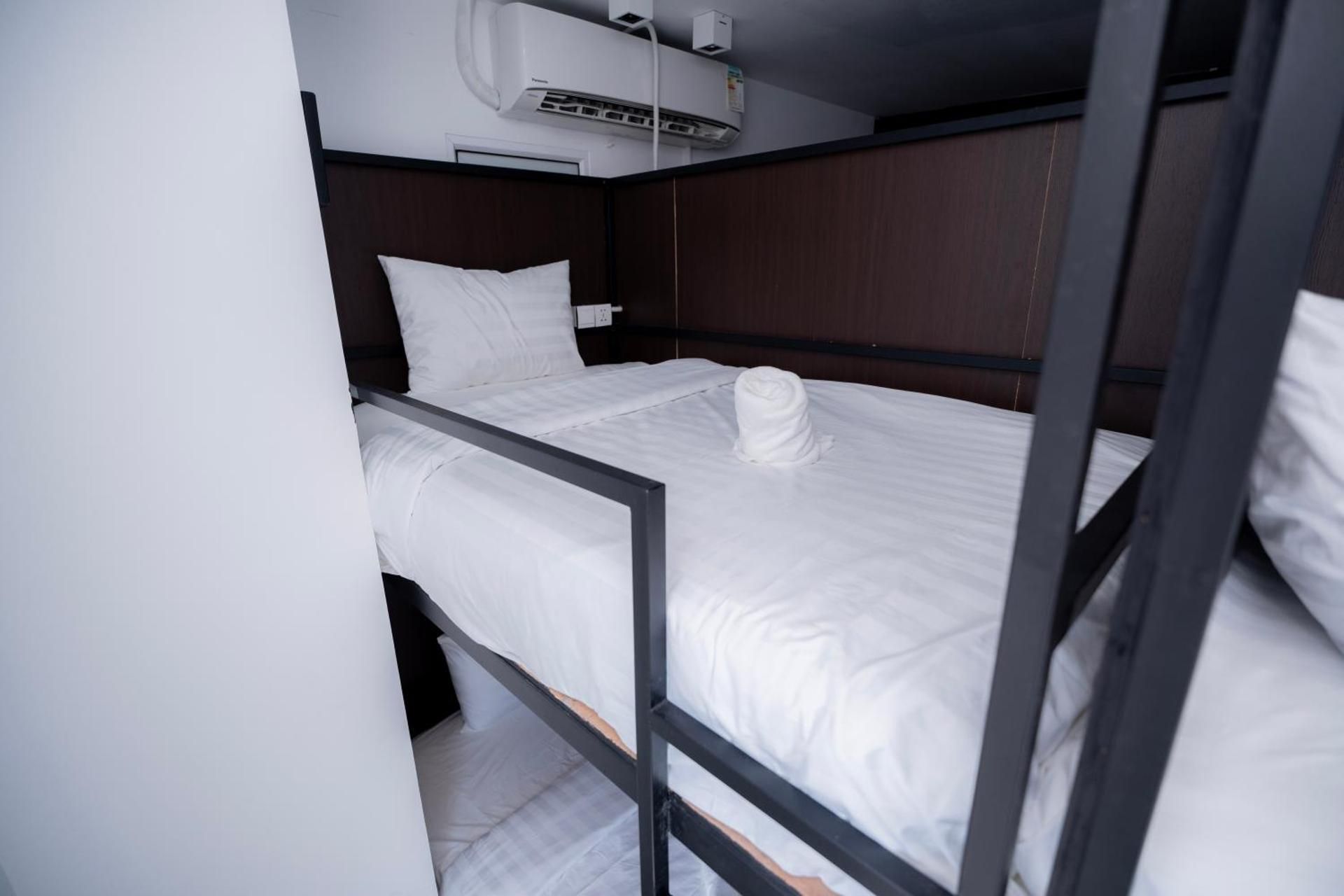 Bed in 4-Bed Mixed Dormitory Room