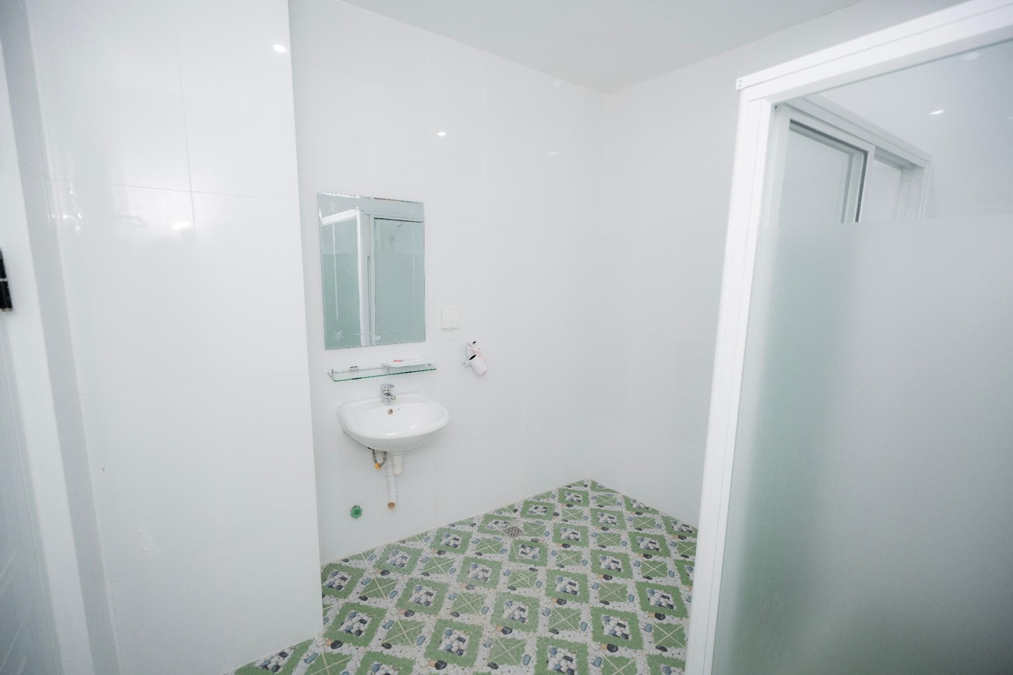 Deluxe Superior Room with Window and Balcony