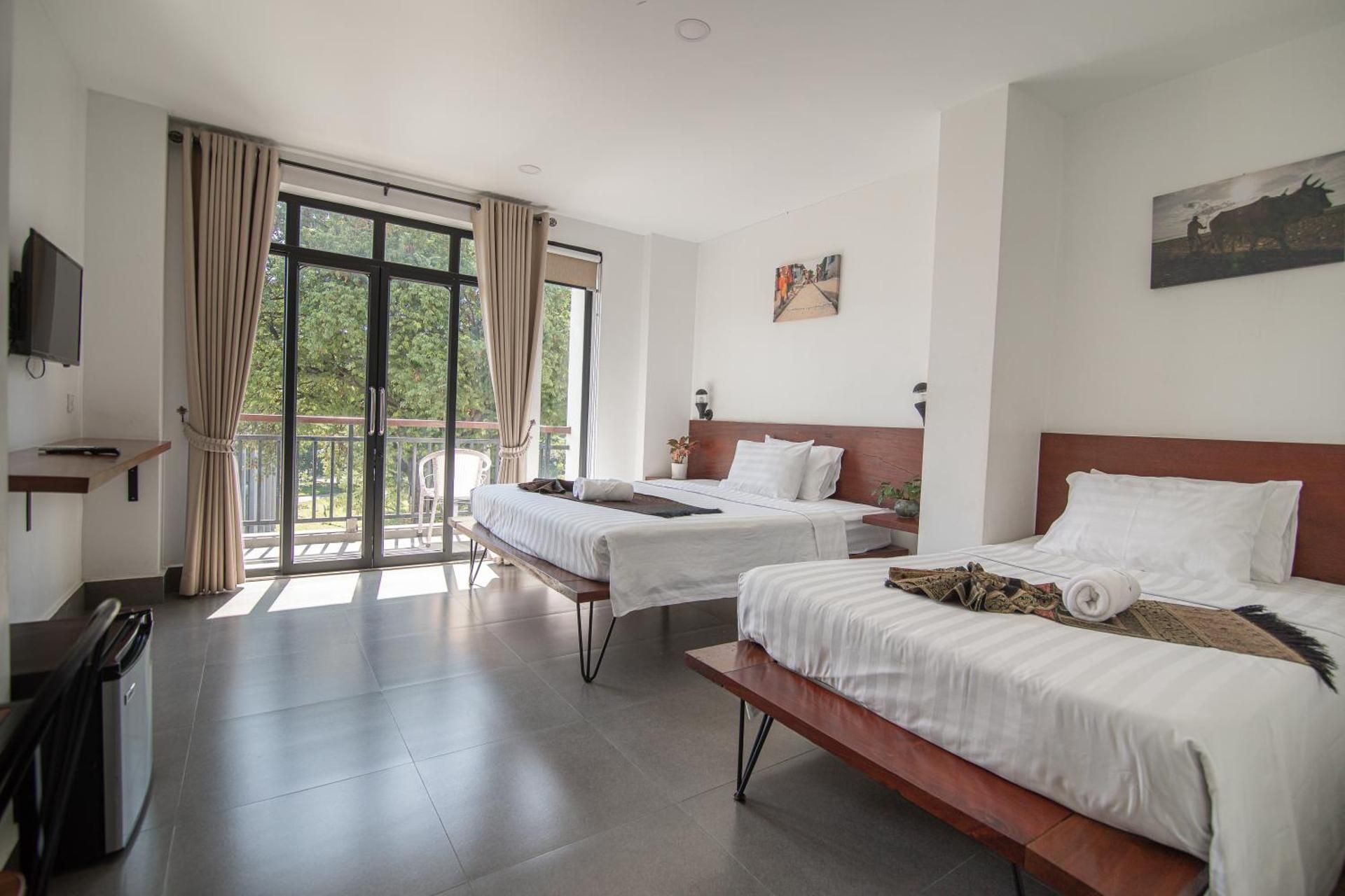 Deluxe Triple Room with balcony