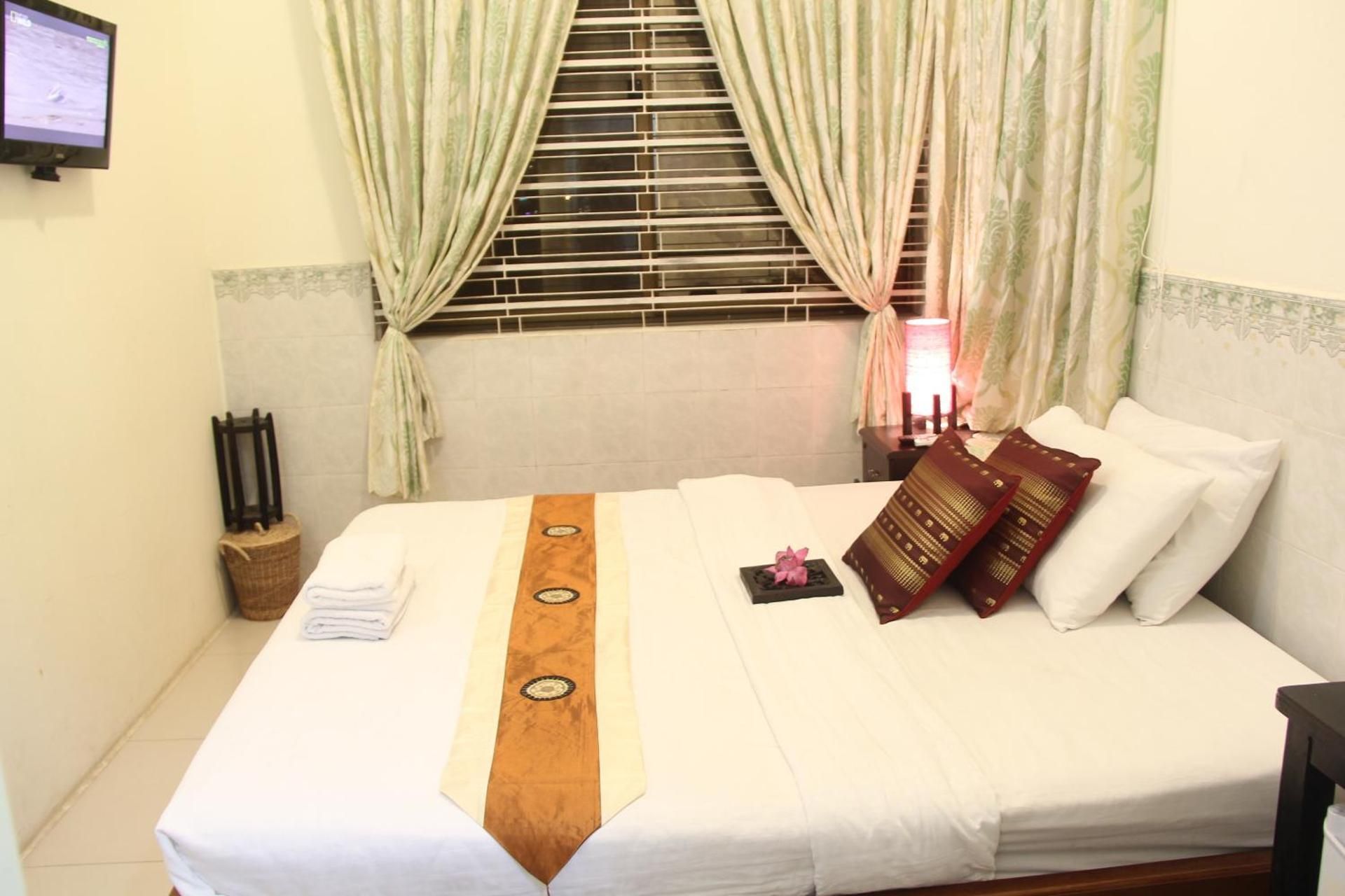Double Room with Window