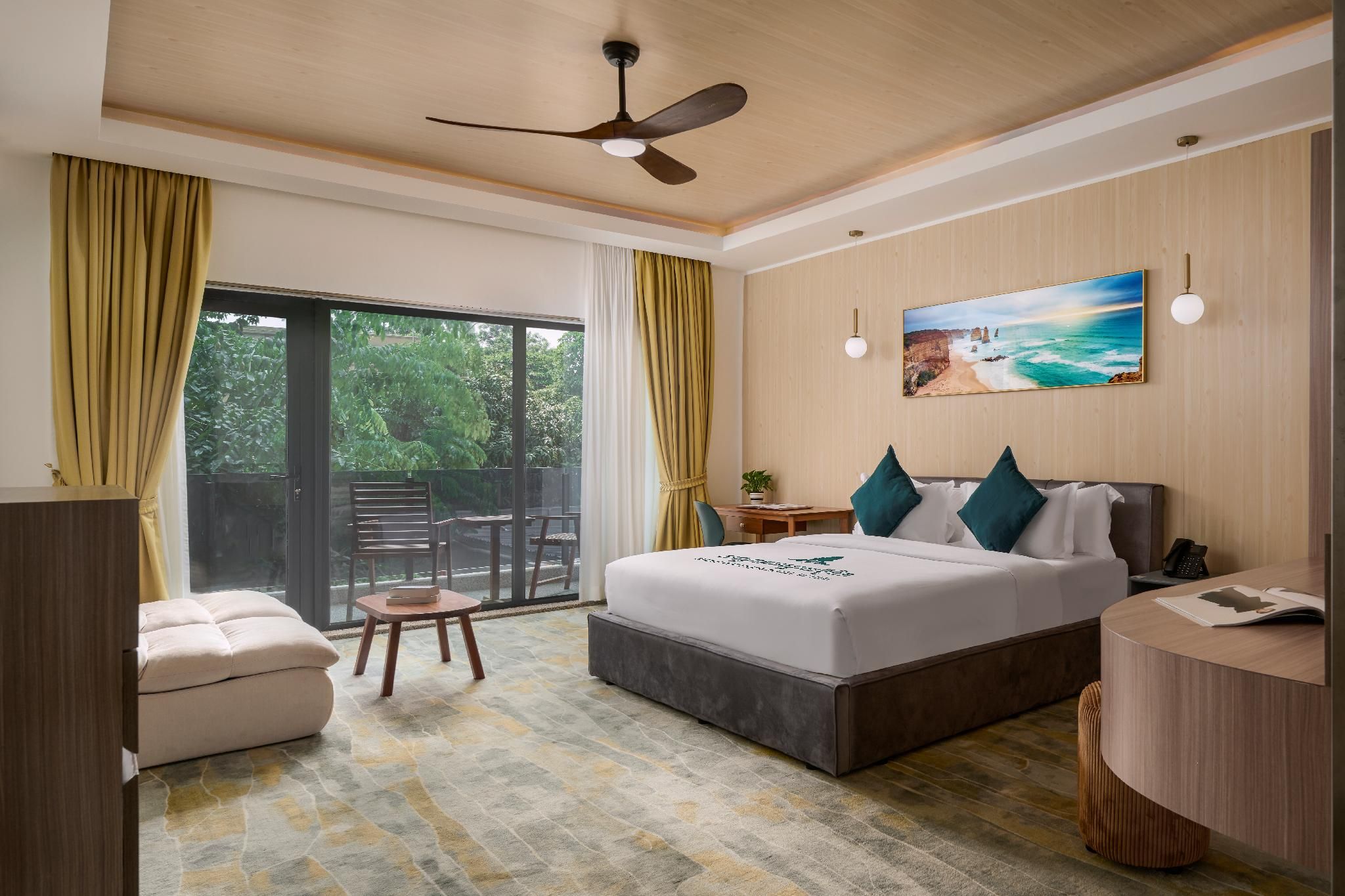 Deluxe Double with Balcony