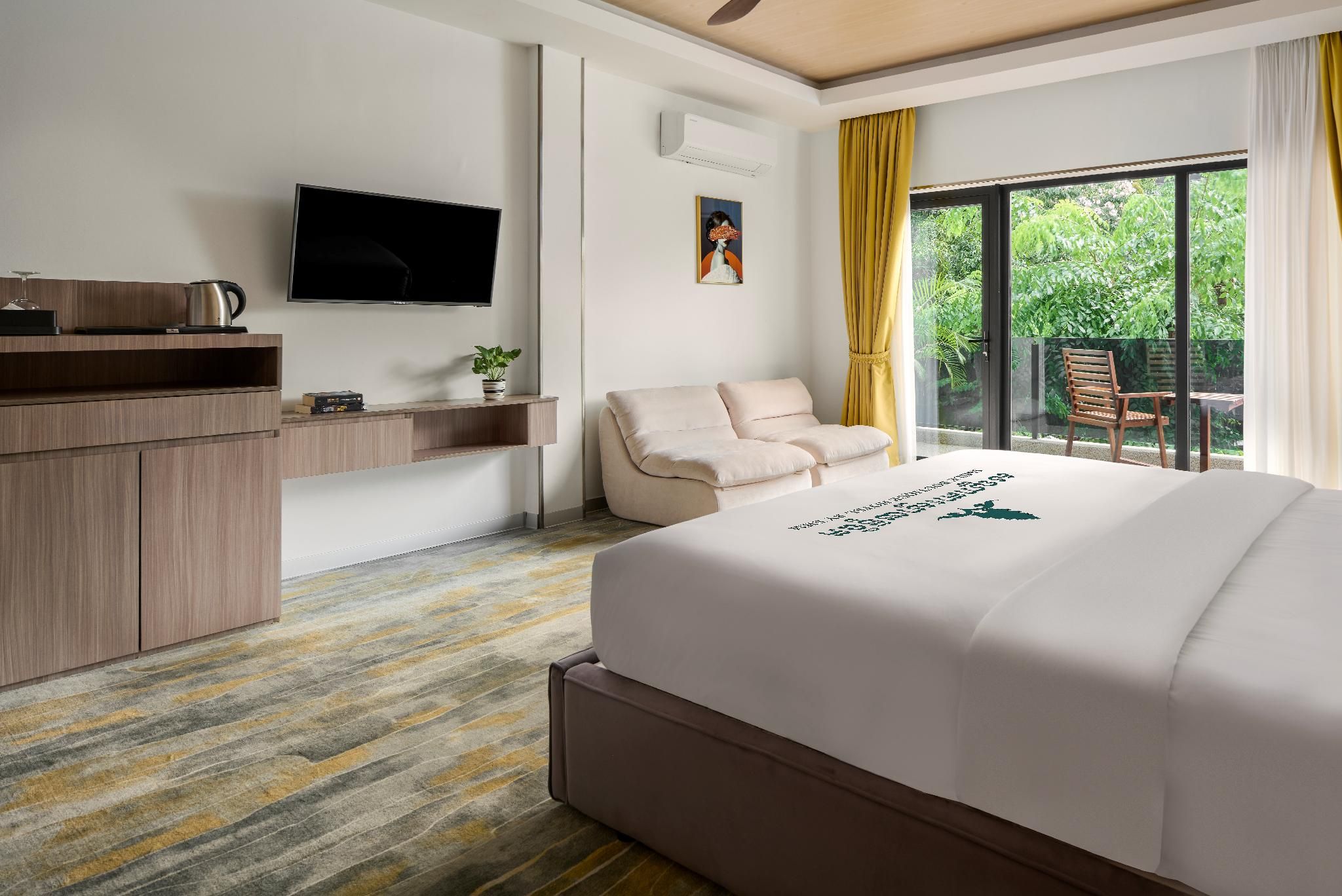 Deluxe Double with Balcony