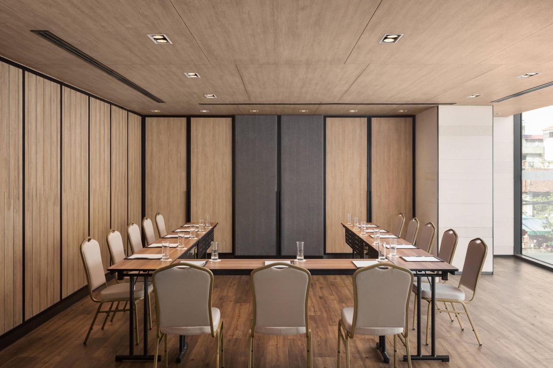 meeting room / ballrooms
