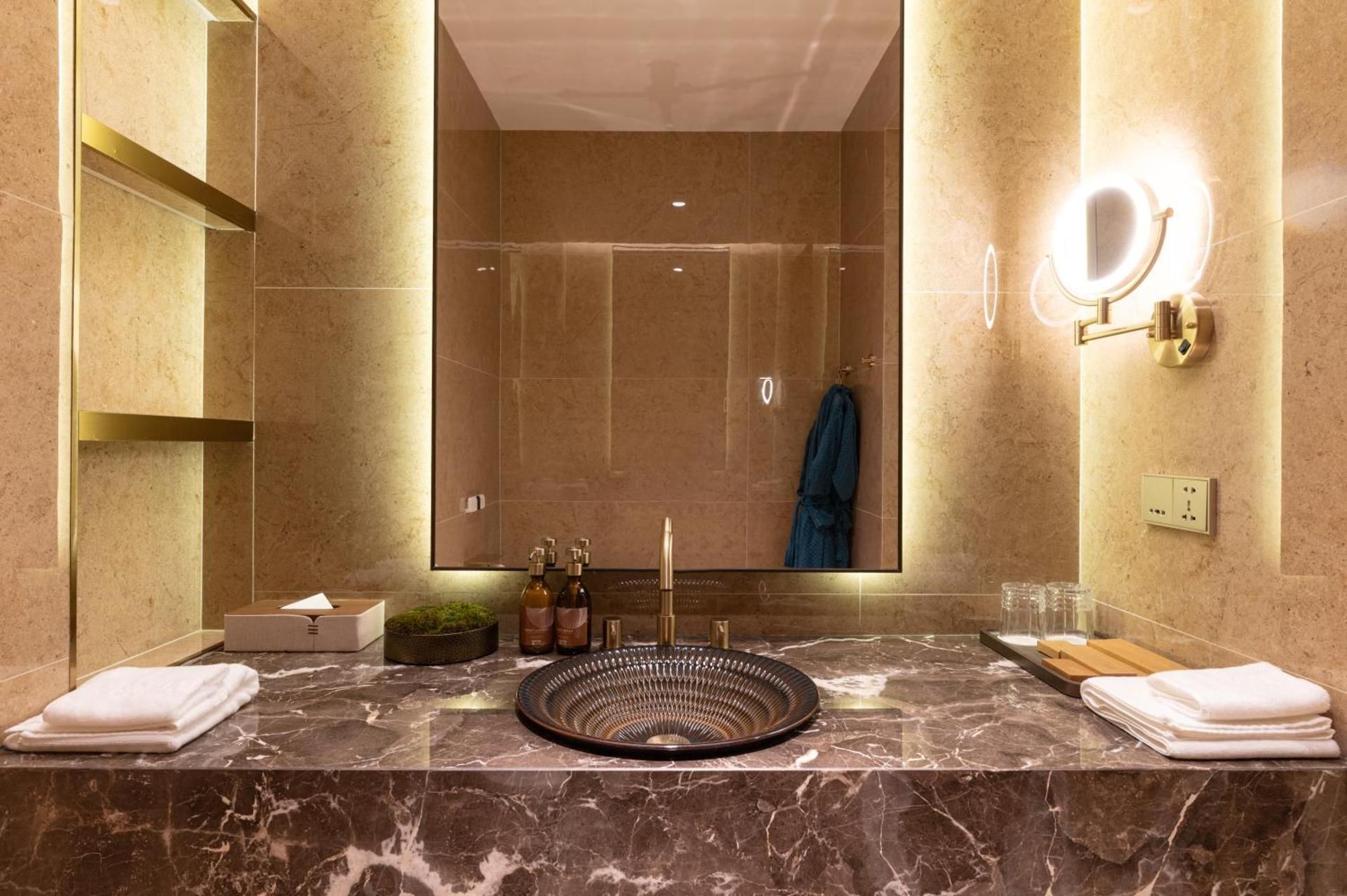 Business Double Room with Gym Access