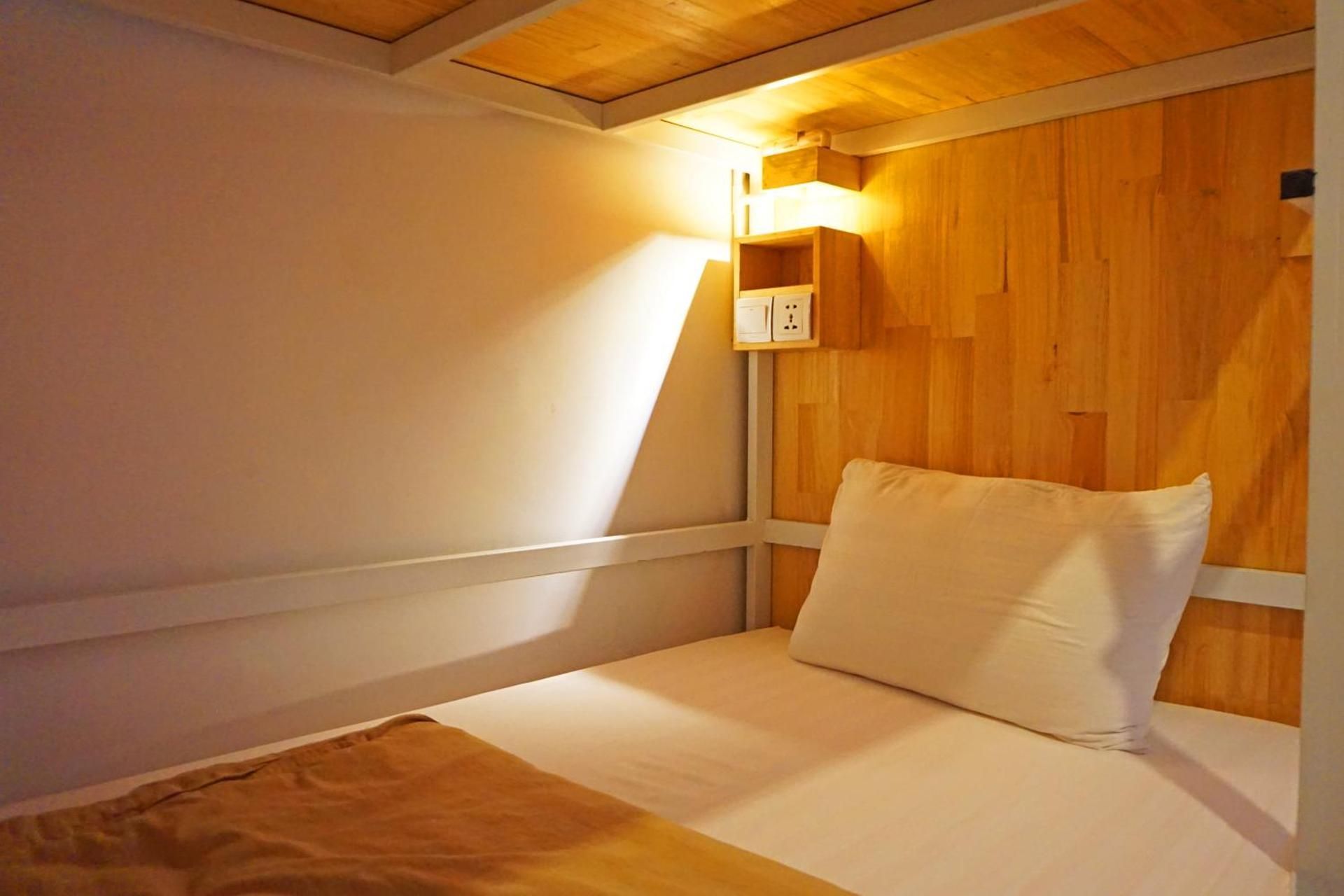 Bed in 10-Bed Mixed Dormitory Room @Main Building