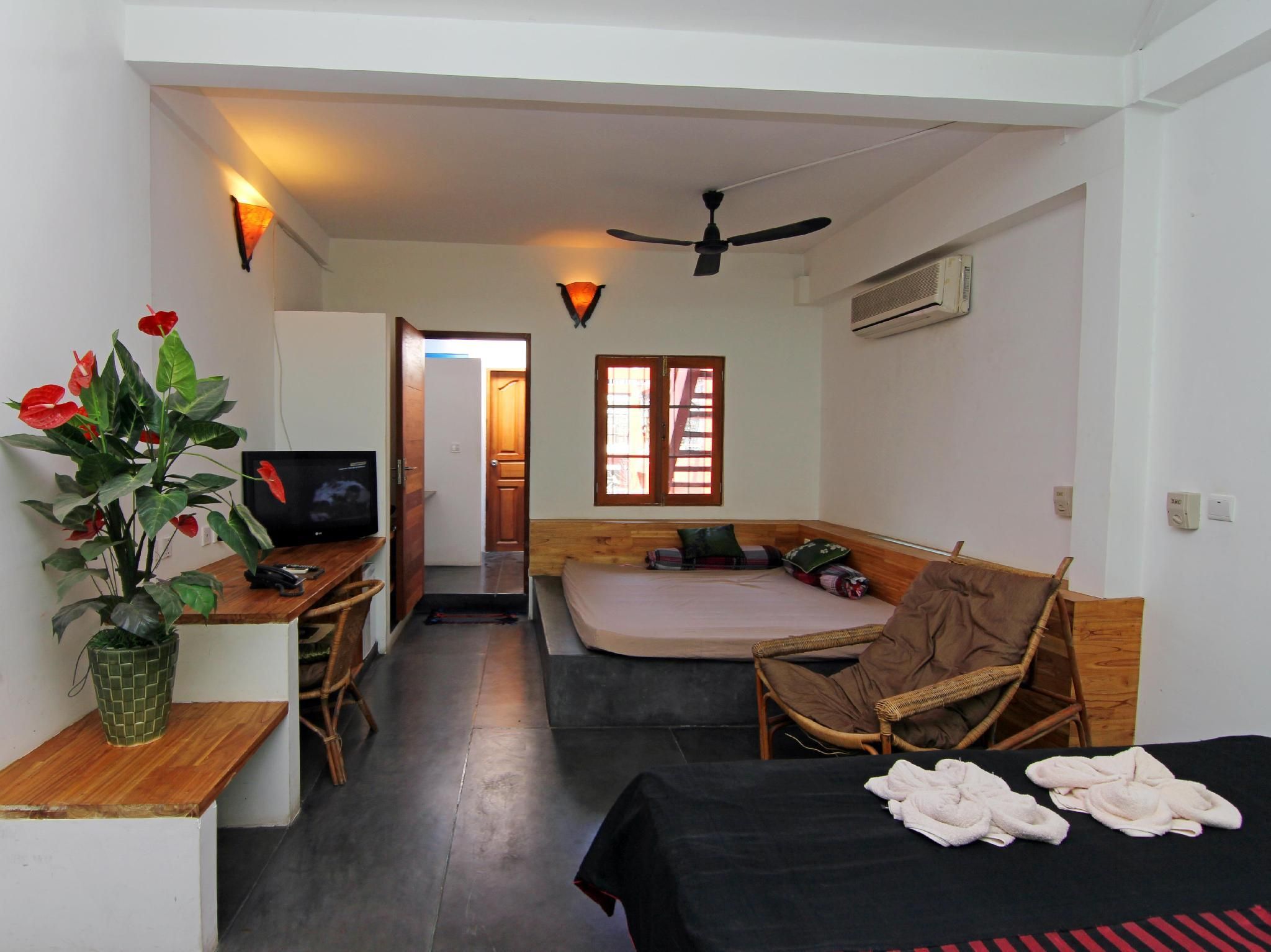 The Local Riverside Penthouse