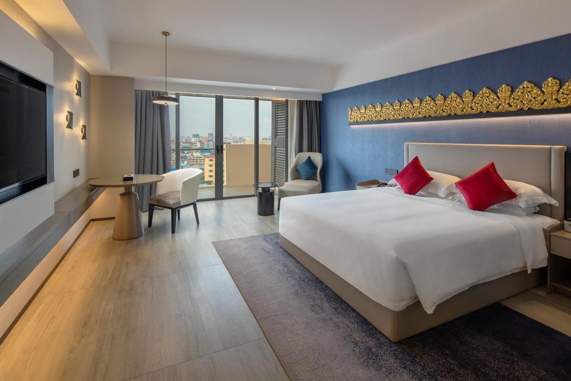 Deluxe Room with City View