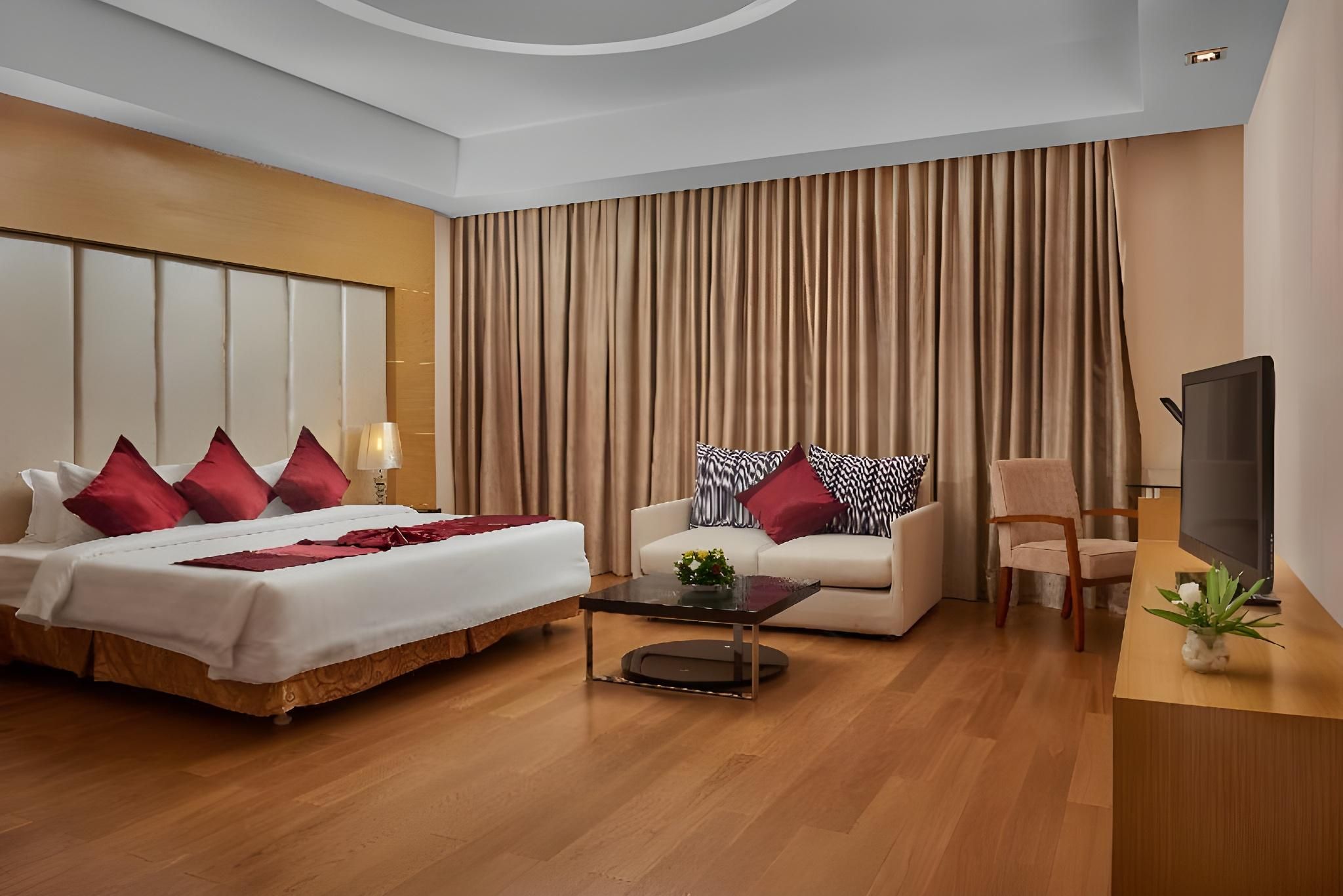 Executive Suite - Free Two Ways Airport Transfer