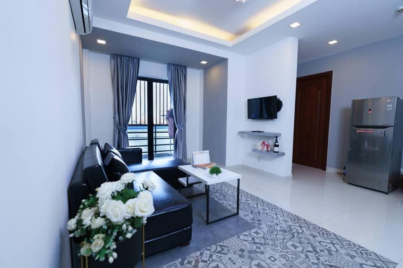 One Bedroom Apartment