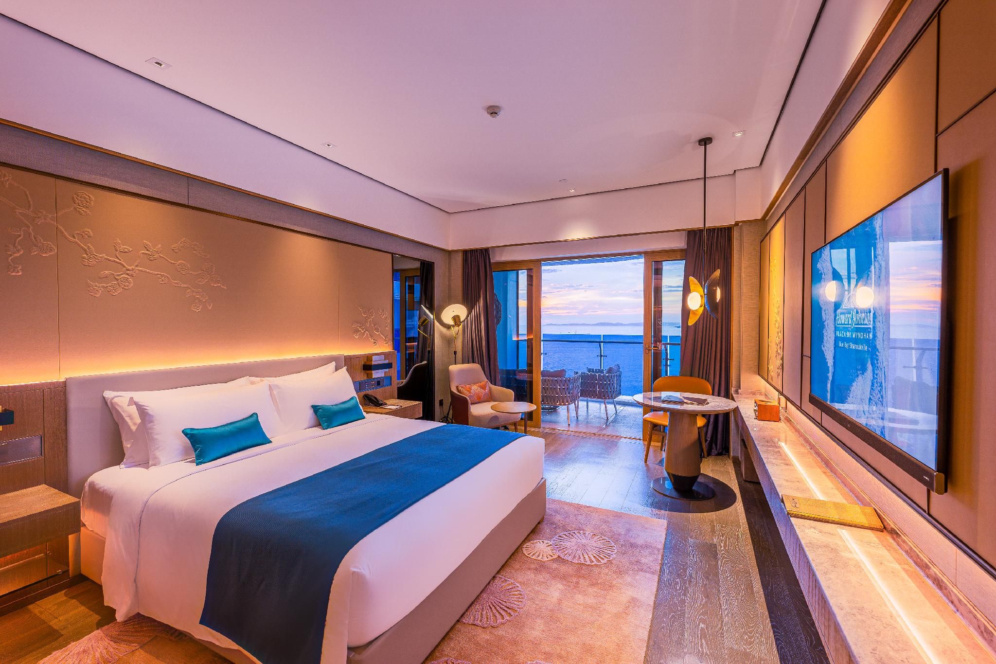 Premier Sea View