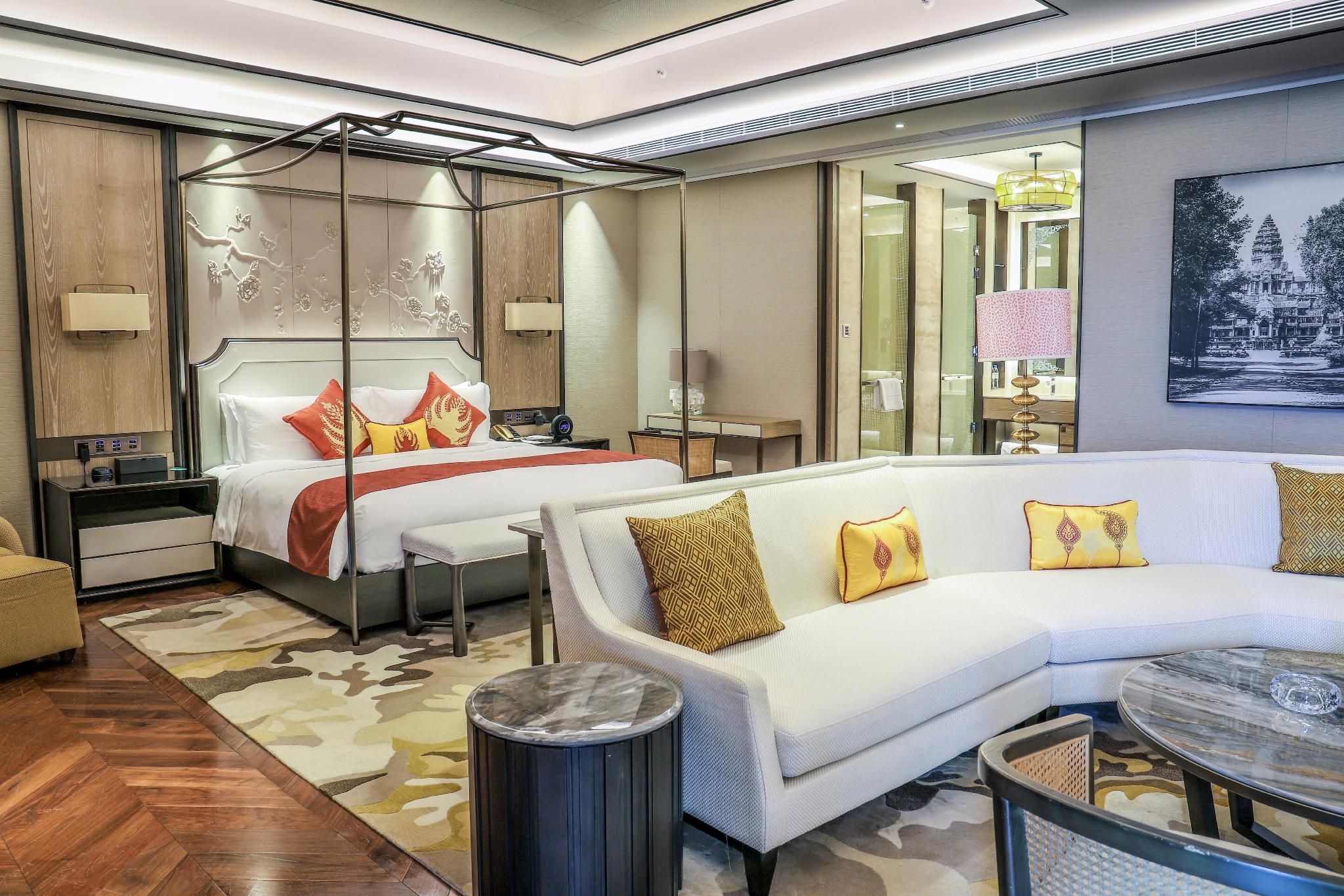 Executive Suite Sea View