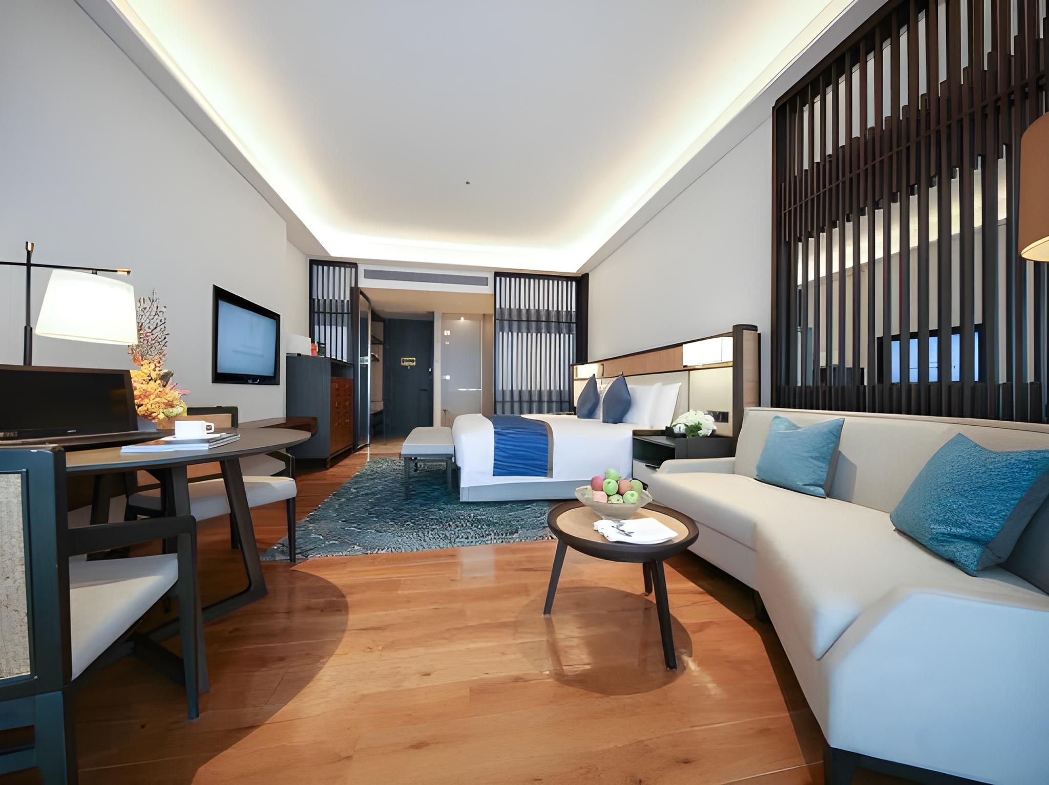 Premier King Sea View 