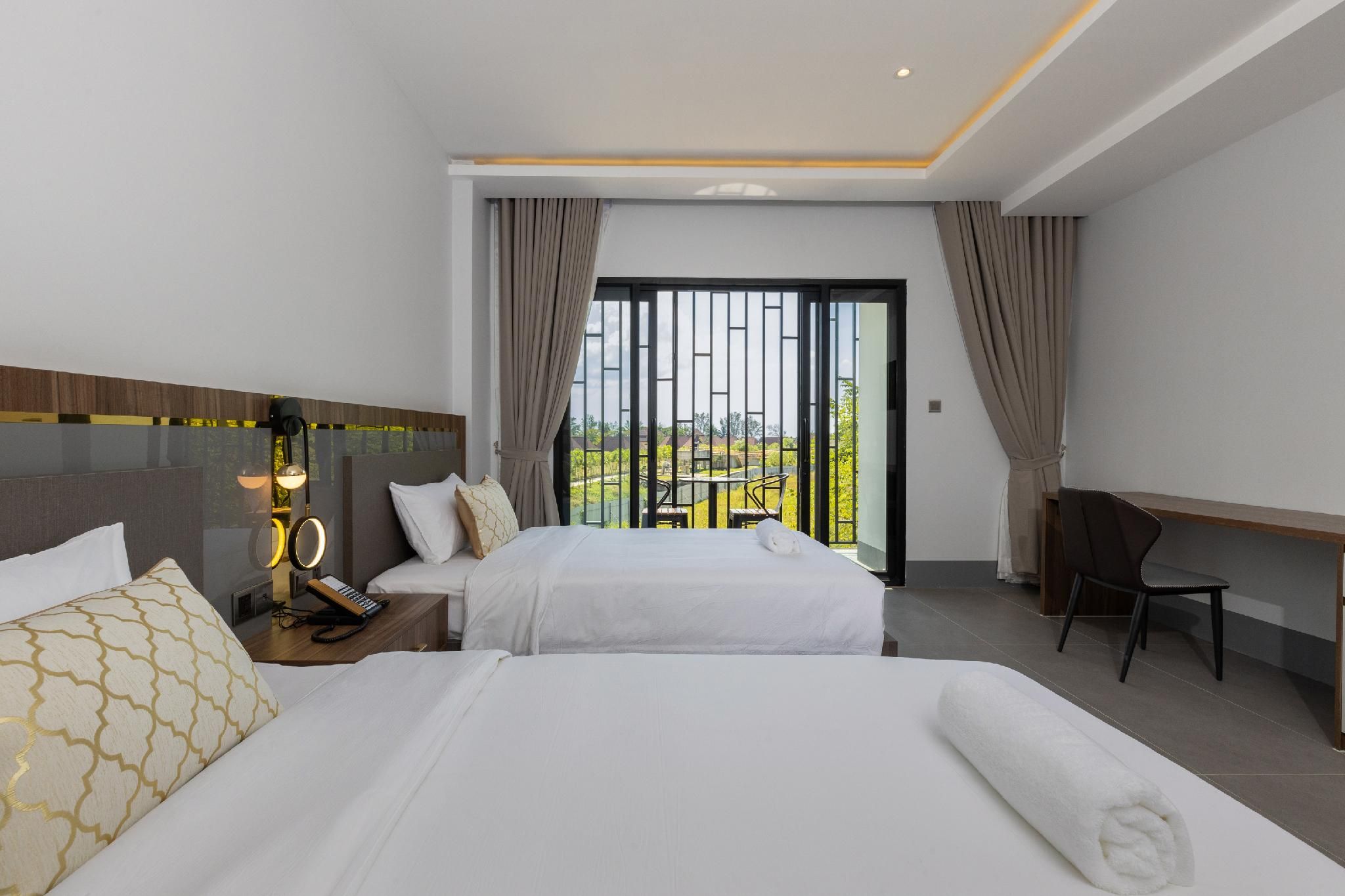 Munich Hotel Superior Twin Balcony