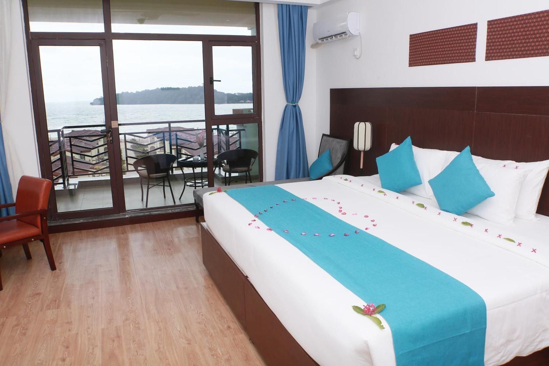 Deluxe Double Room with Sea View