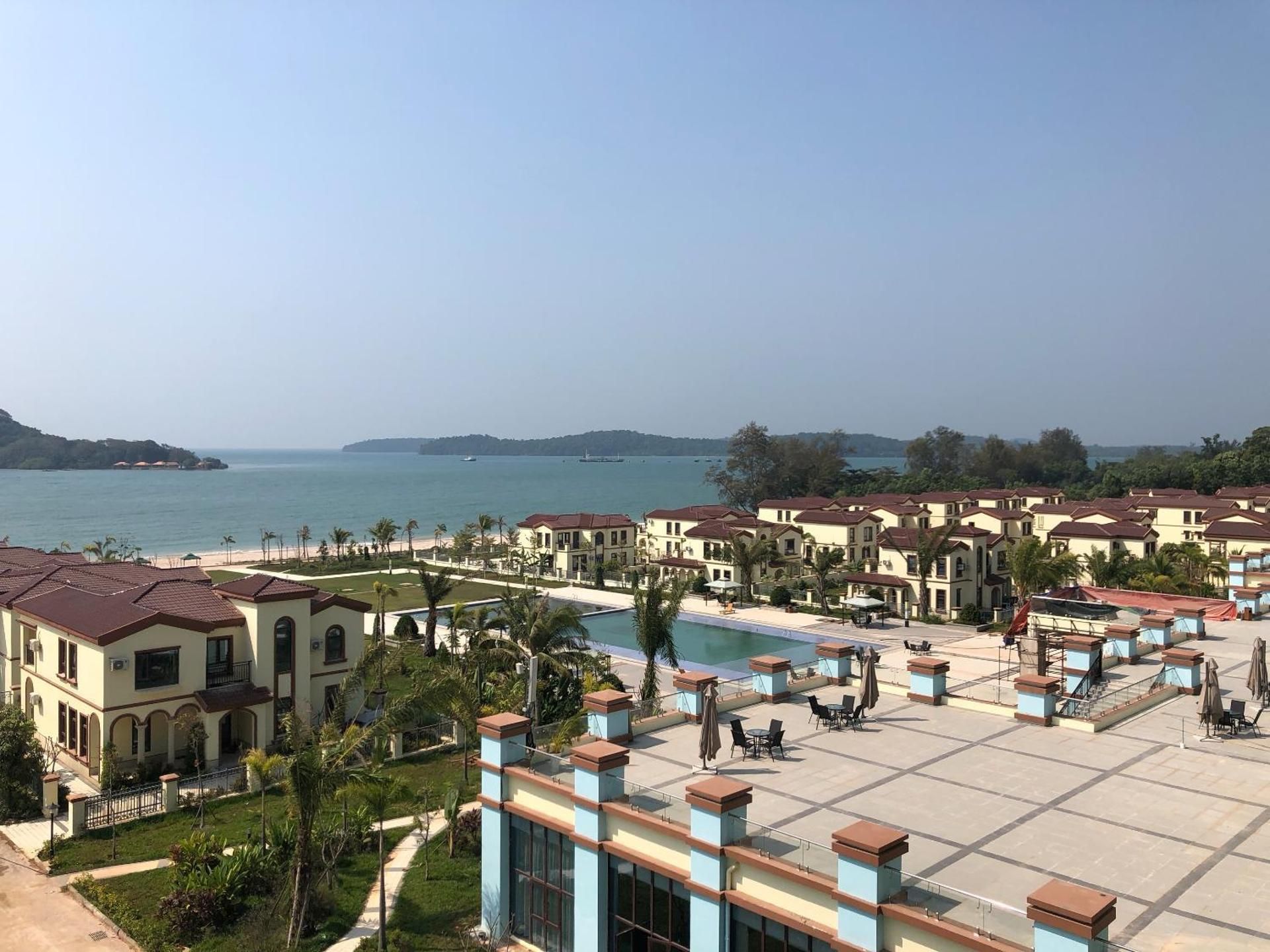 Deluxe Triple Room with Sea View