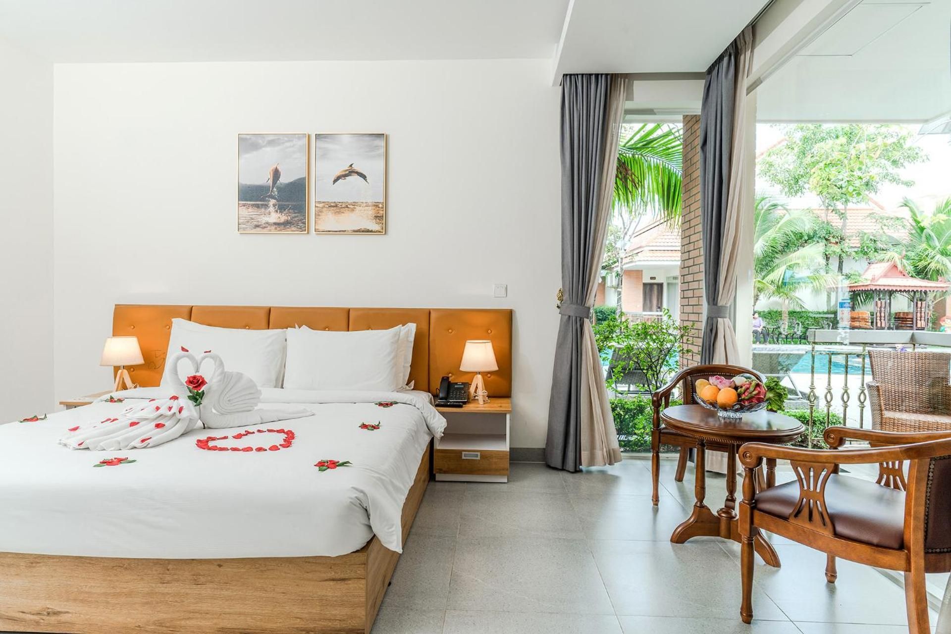 Villa Double Connecting Room with Pool View