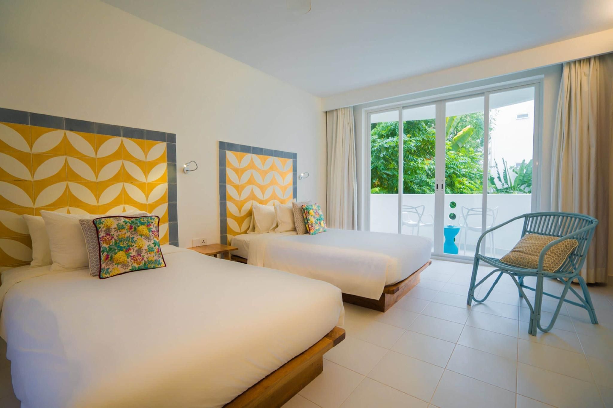 Deluxe Twin Sea View