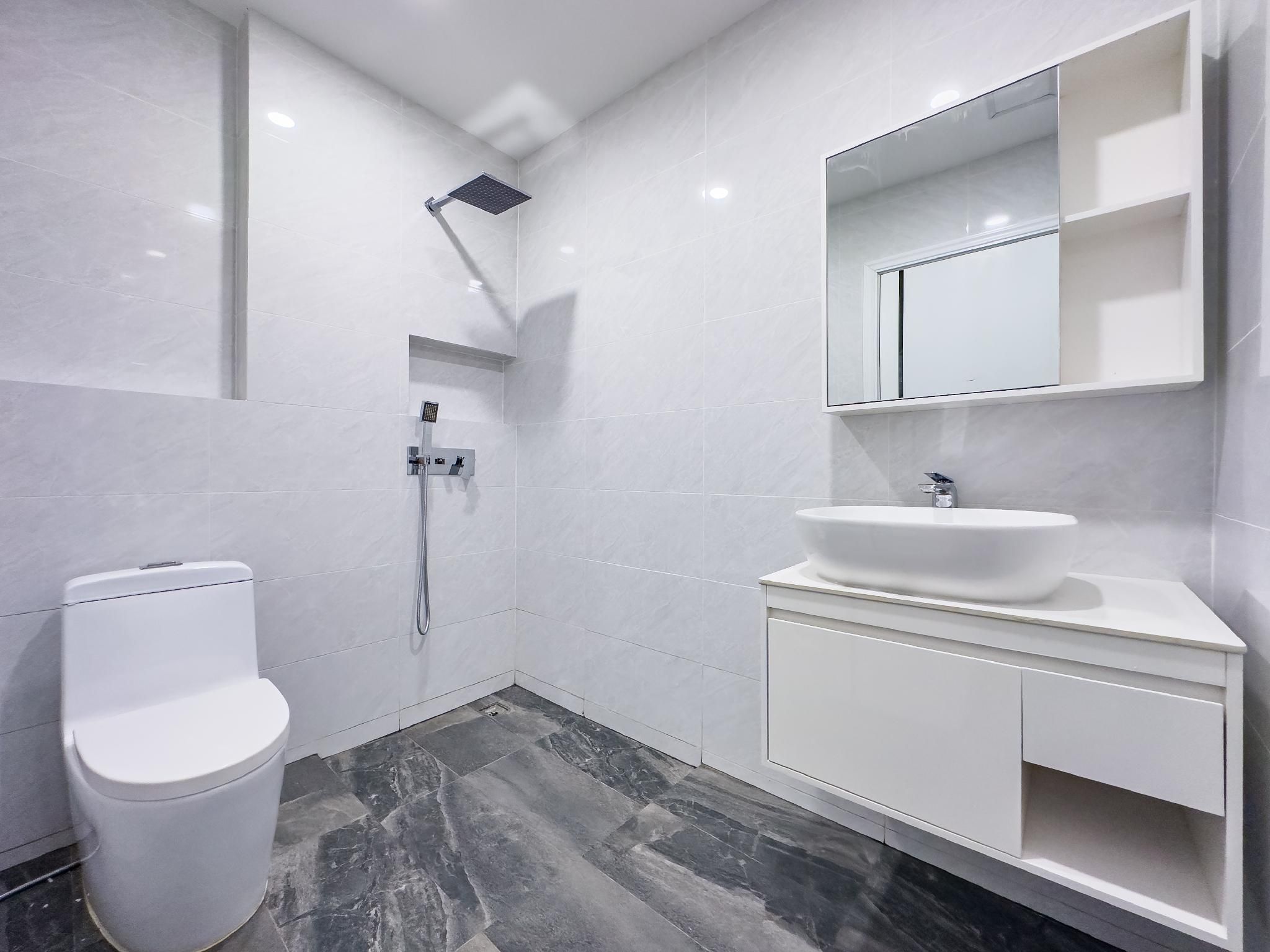 C-Hotel Studio - Twin Room with Balcony 3