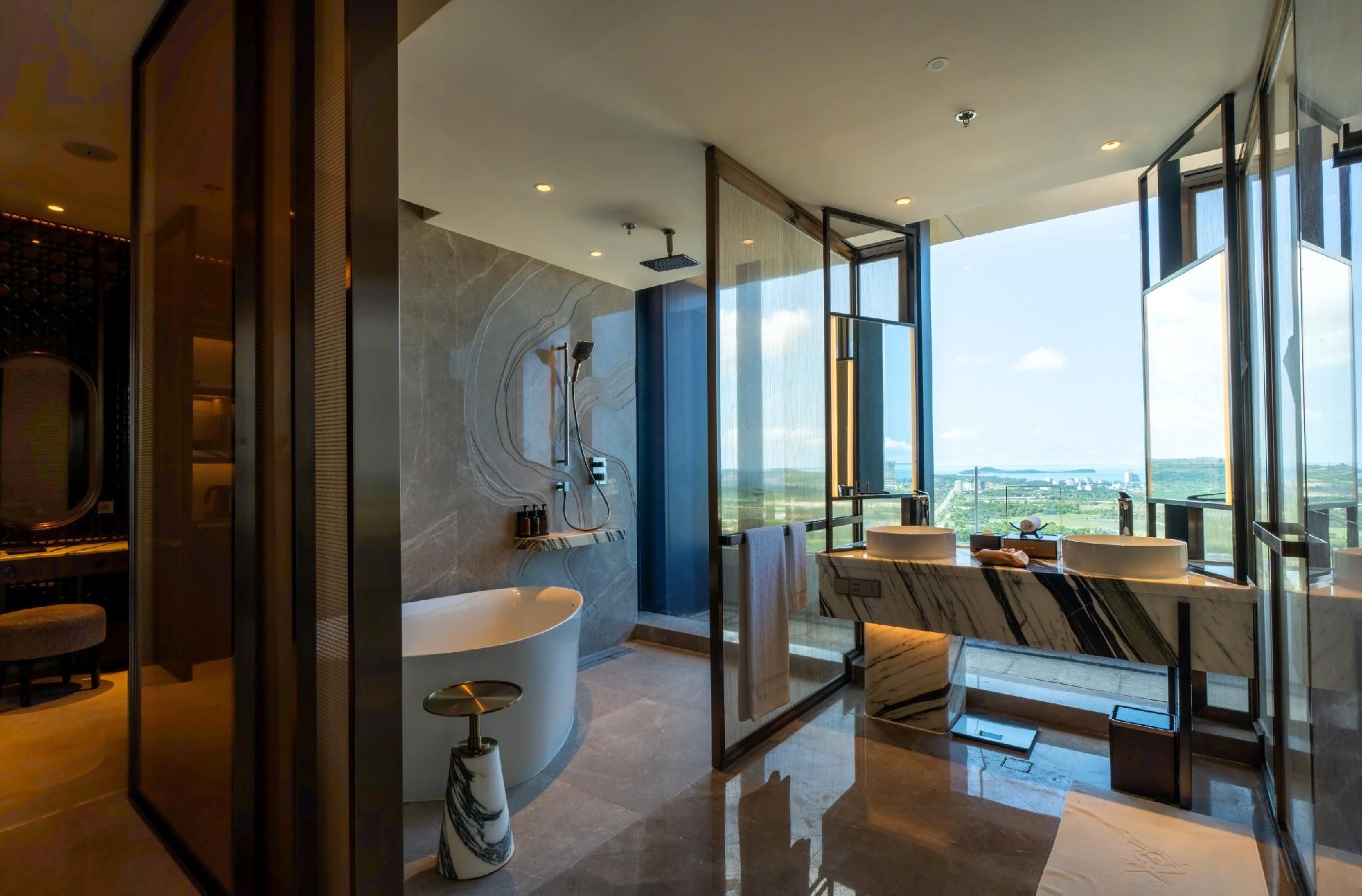 Executive King Balcony