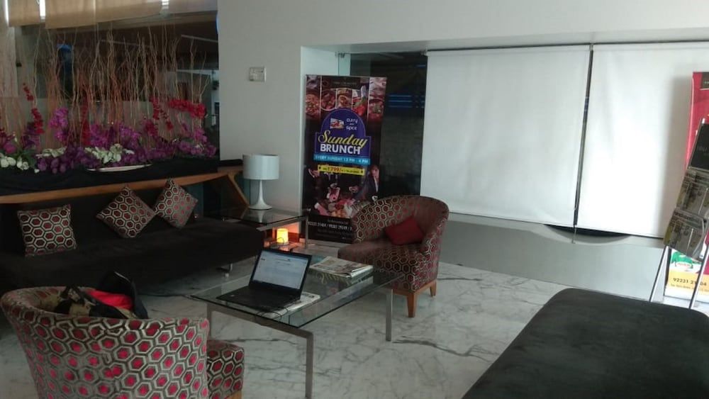 undefined Hotel Yogi Executive 3