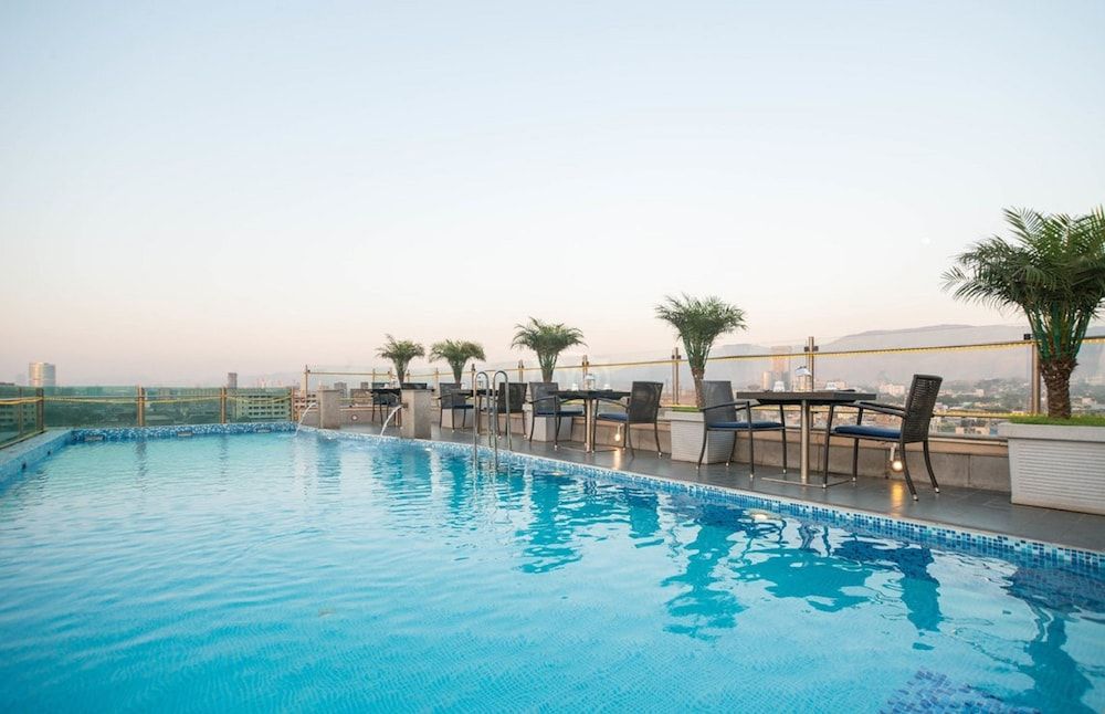 undefined Hotel Yogi Executive 5