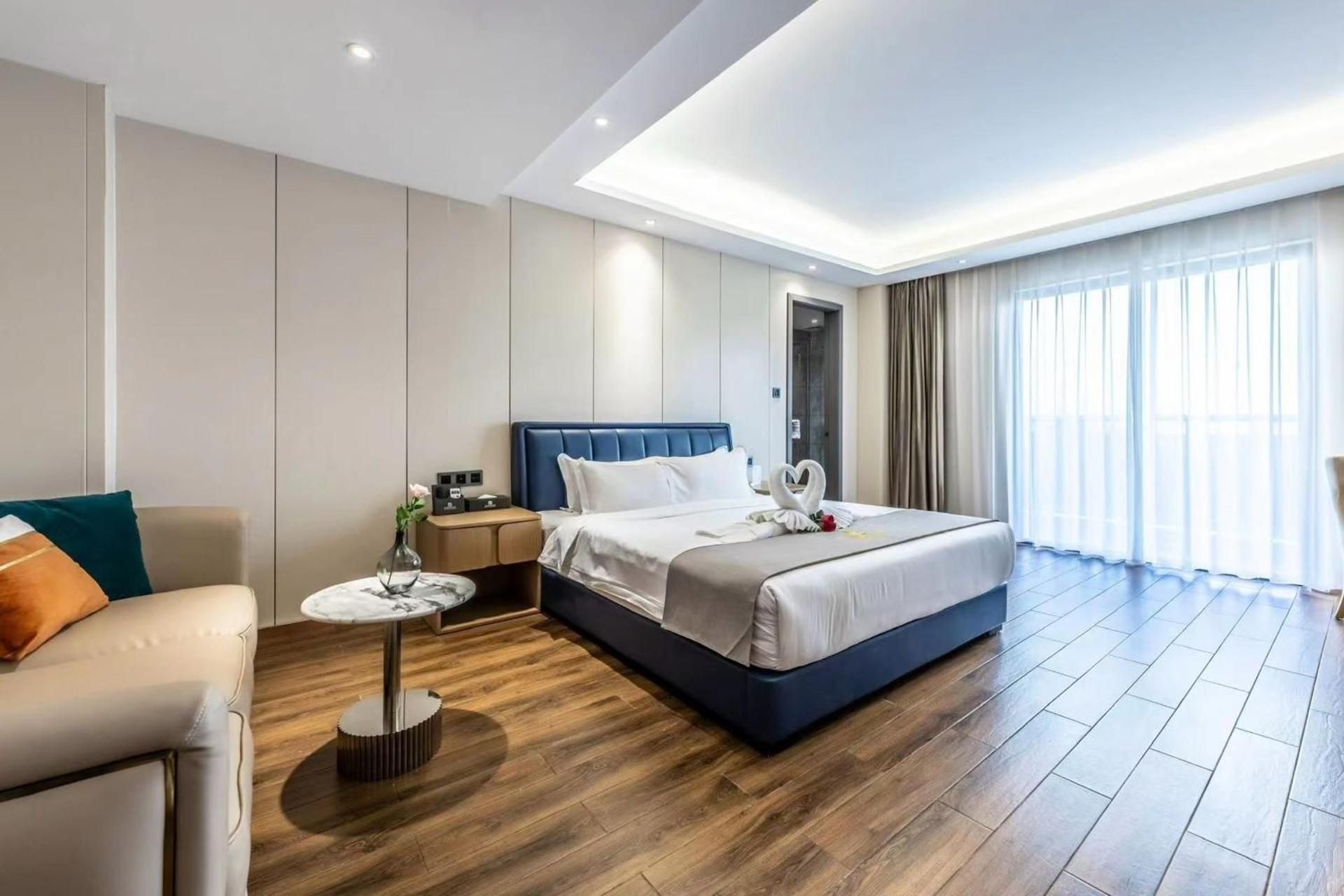 Business Double Room with Gym Access