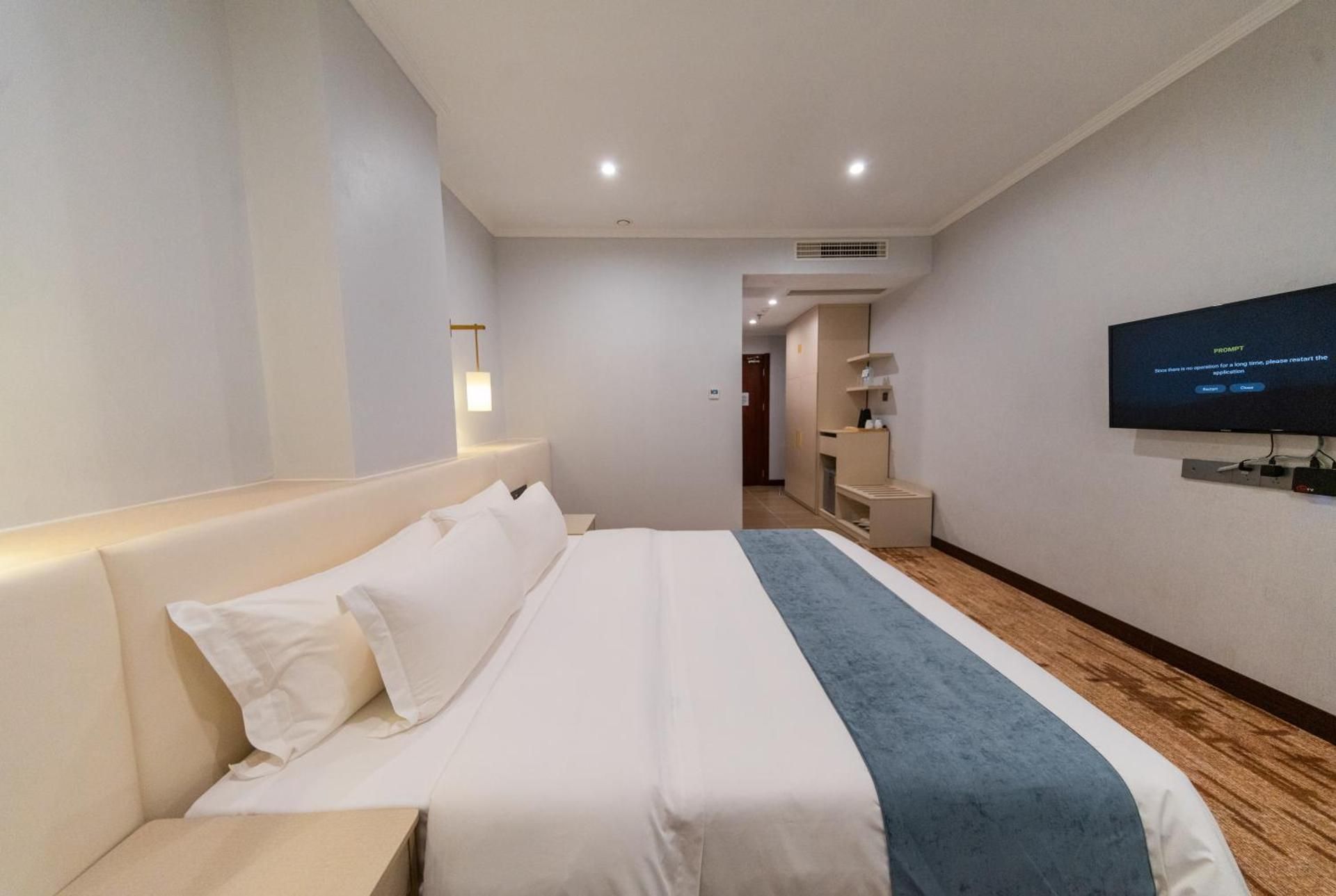 Superior King - No Window