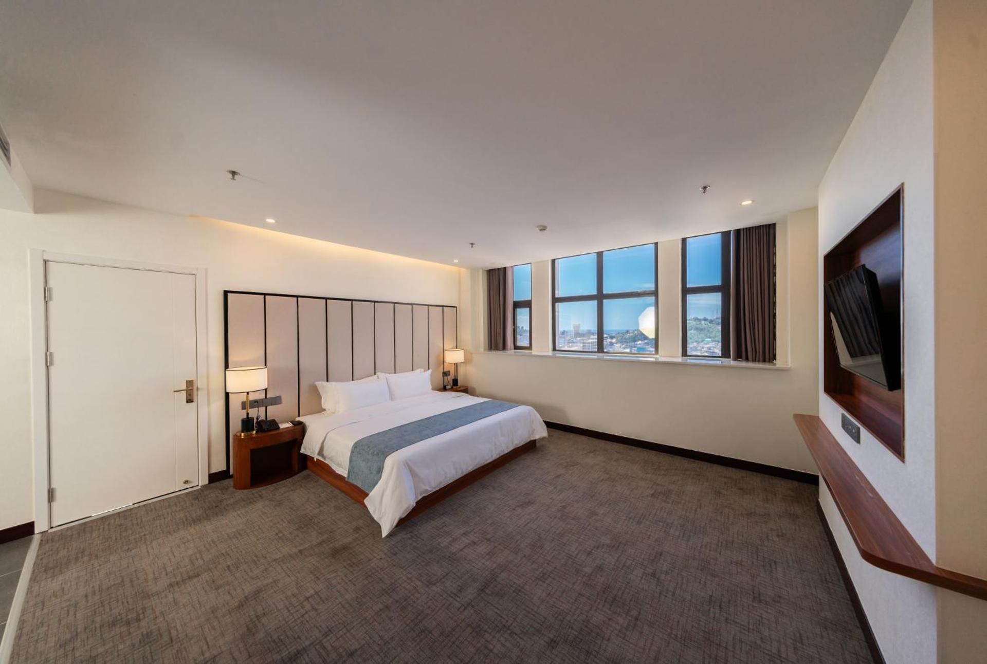 Executive Two-Bedroom Suite