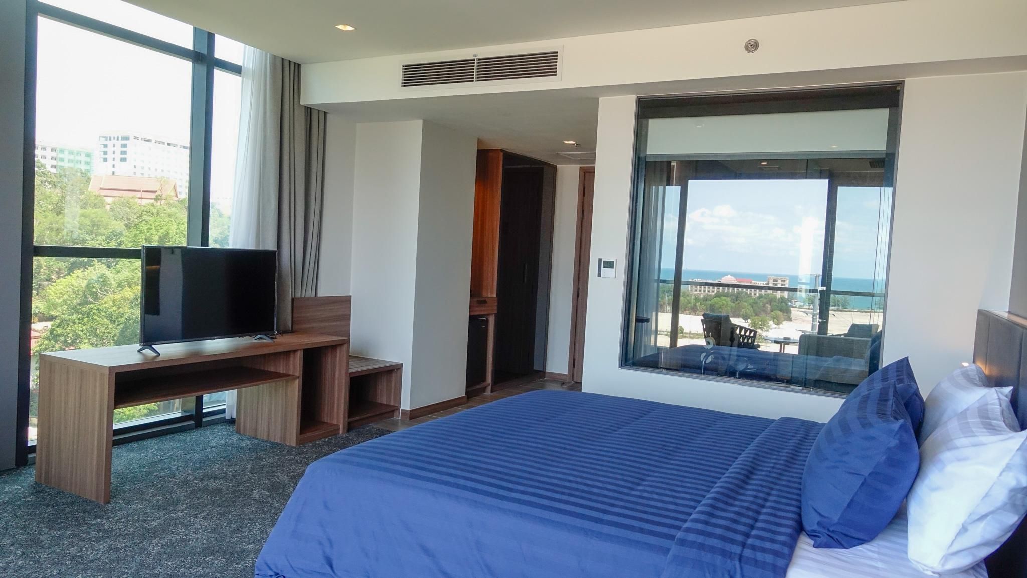 Deluxe Double Double Room