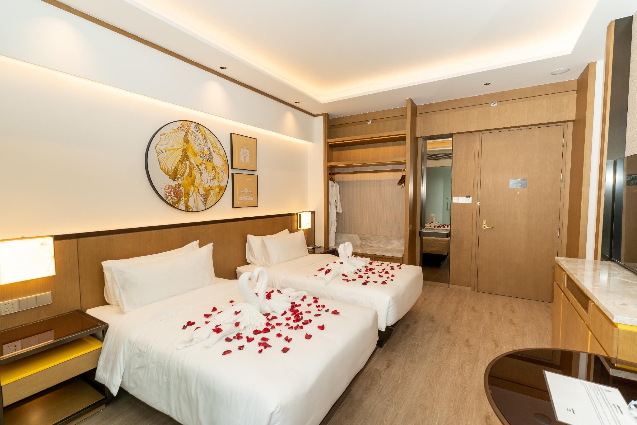 Standard Twin Room