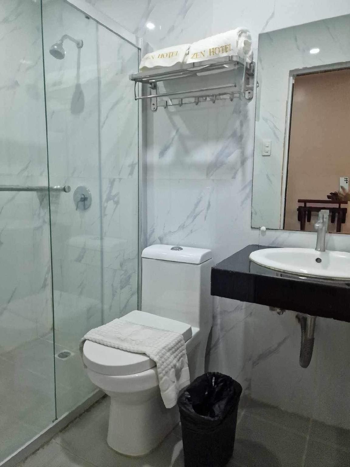 Zen Hotel Bayombong Junior Suite 2