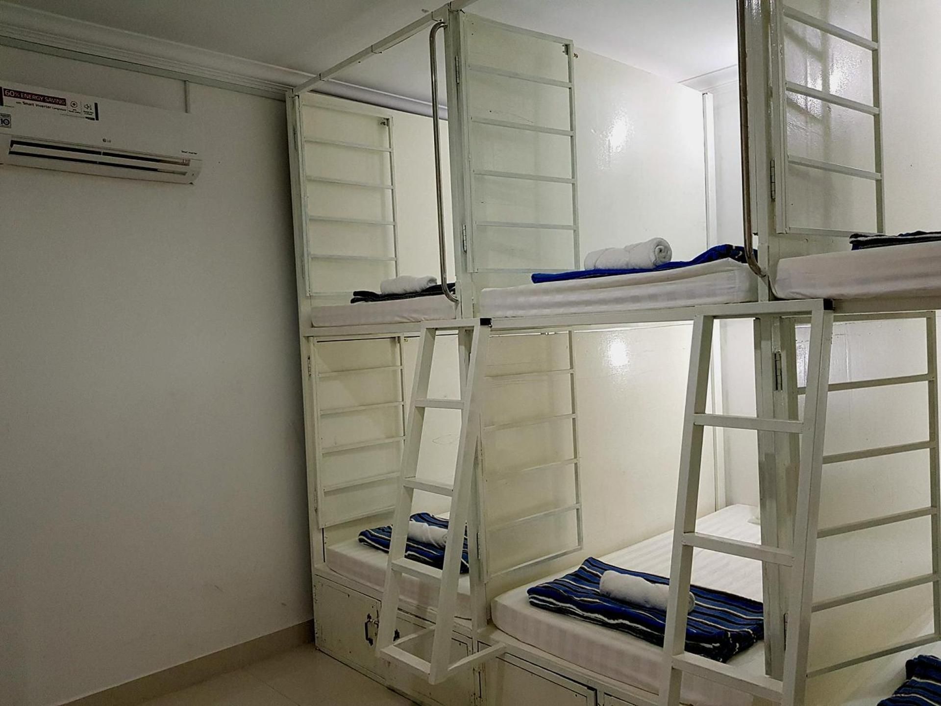 Bed in 10-Bed Mixed Dormitory Room