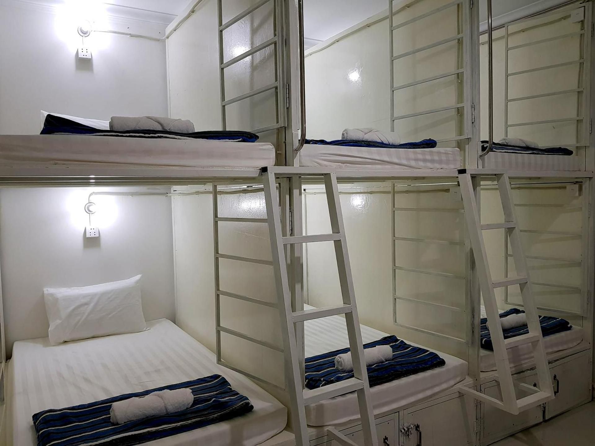 Bed in 10-Bed Mixed Dormitory Room