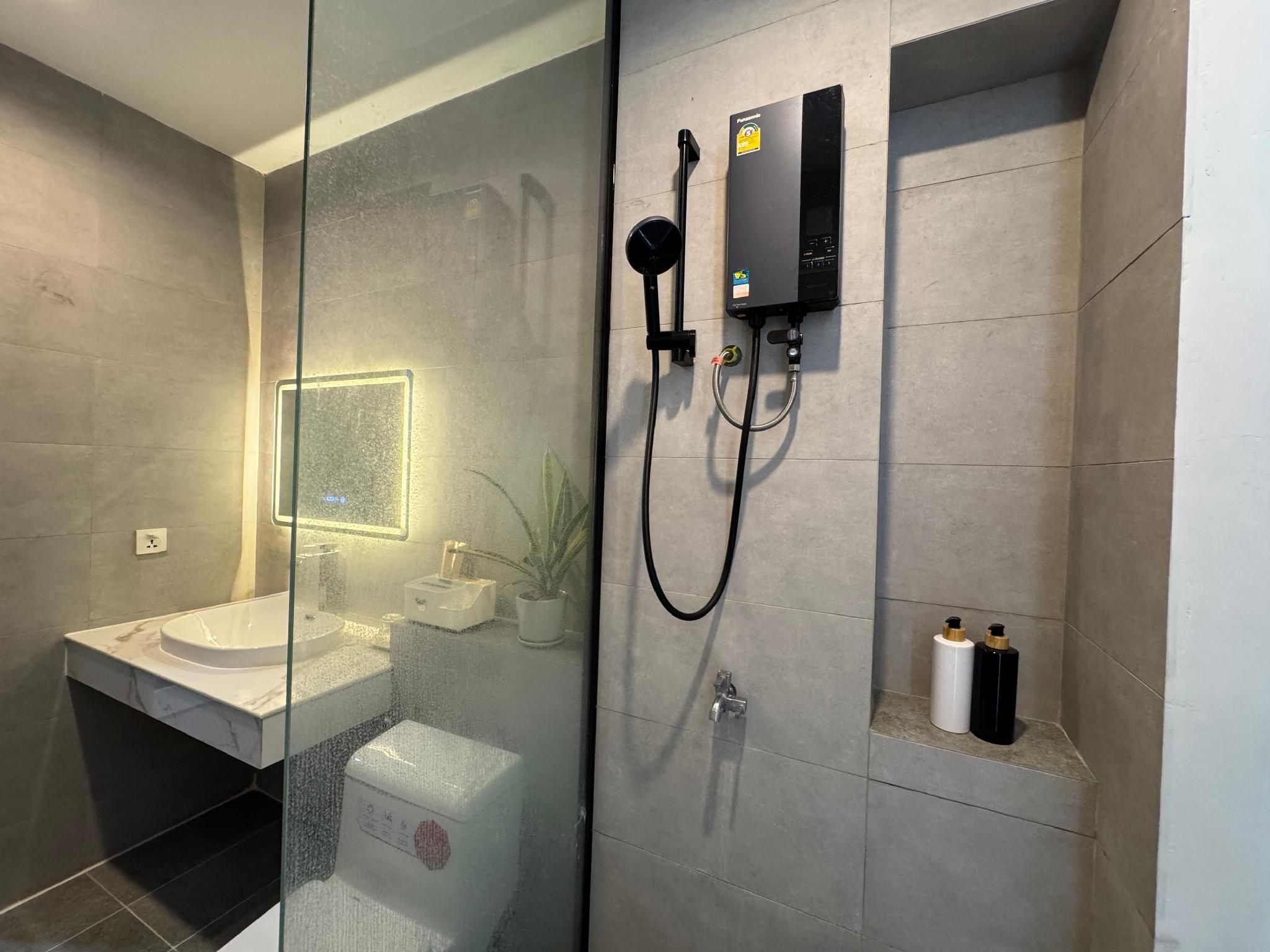 Hidden Glow Standard Room 3