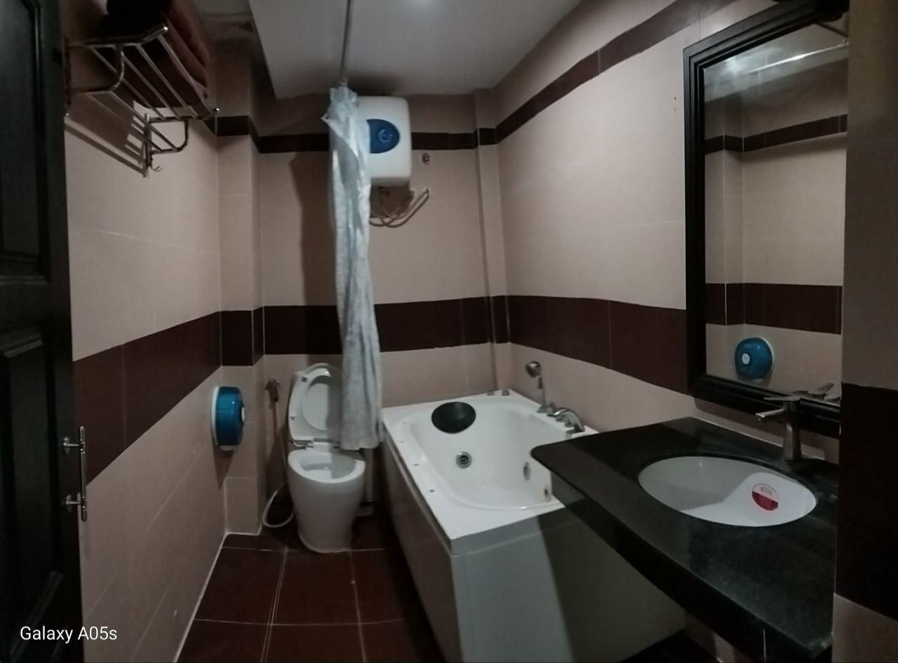 Rock Royal Hotel & Resort Deluxe Twin 3