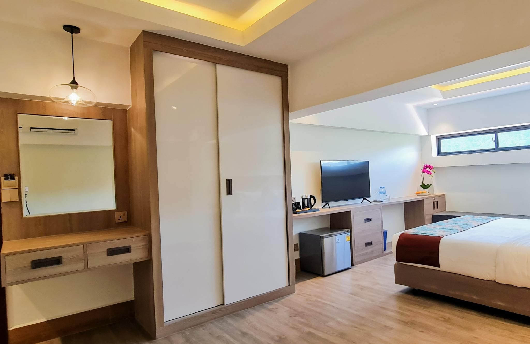 Standard Double Room (No View)