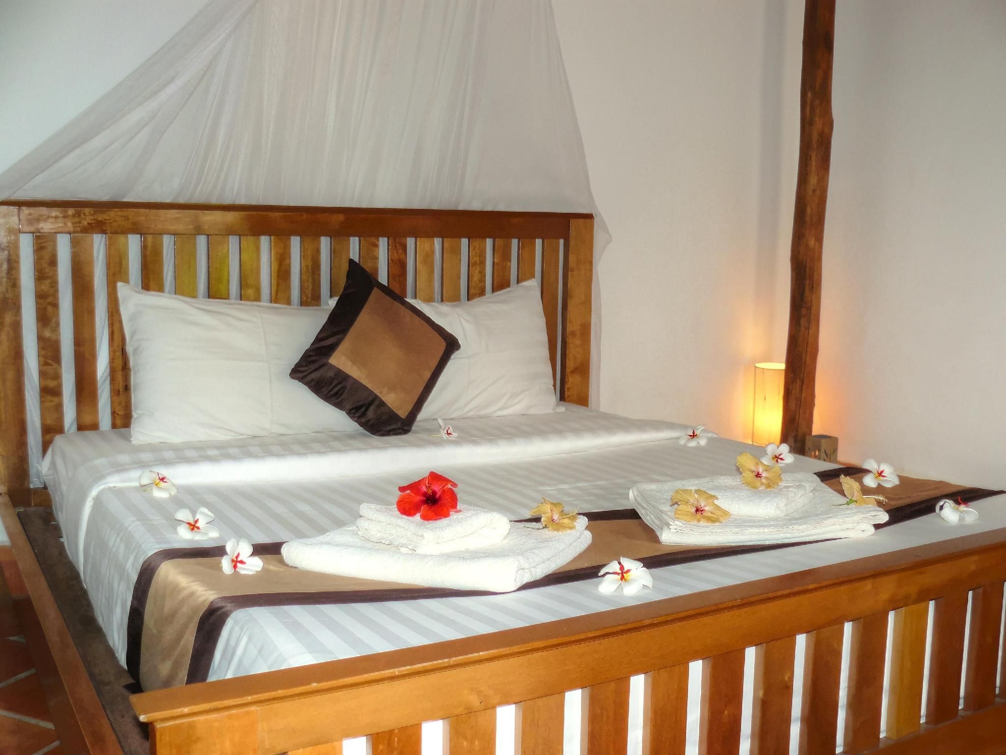 Mealea Resort Bungalow Double Bed