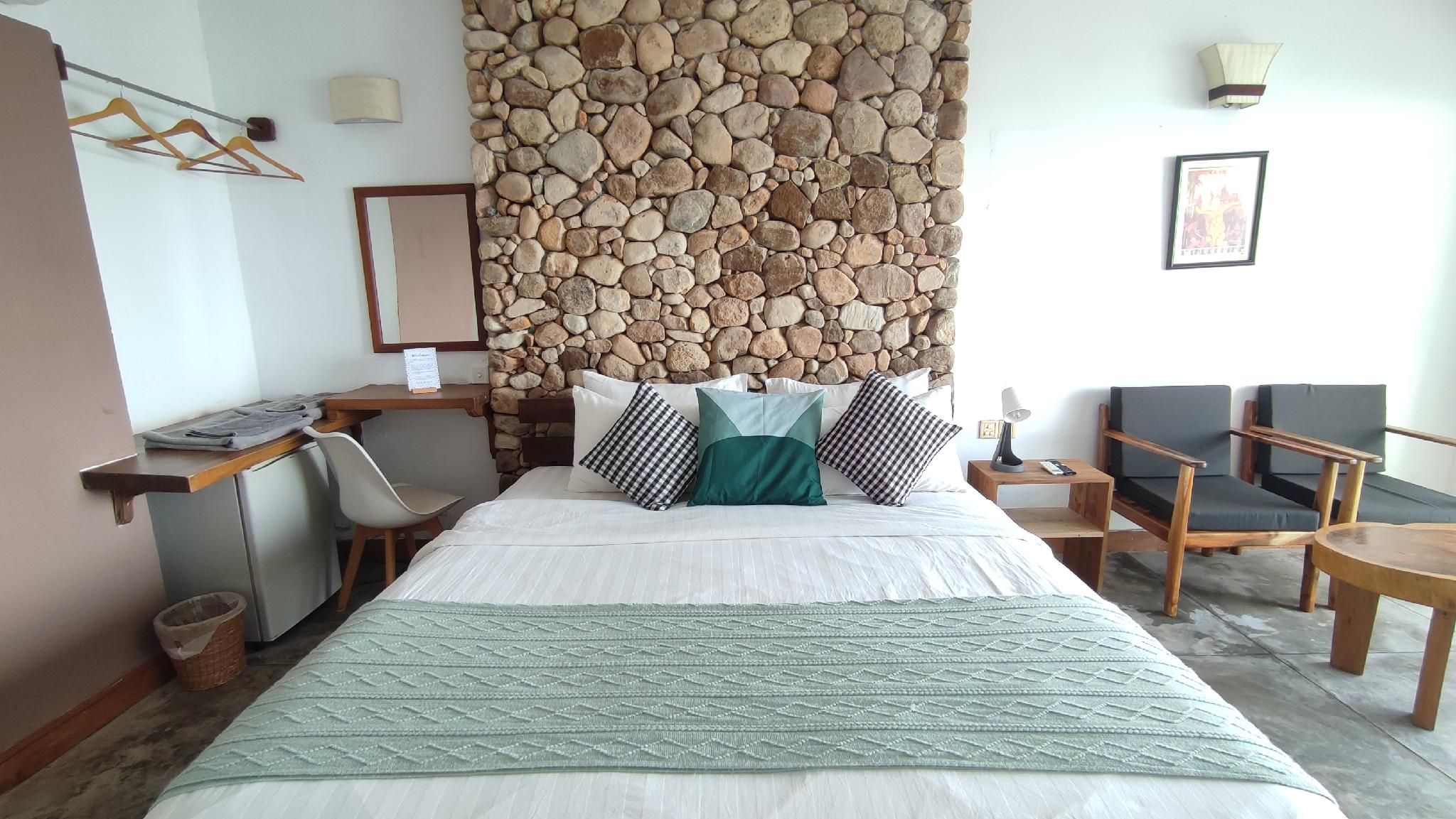 Double Room with Bathtub