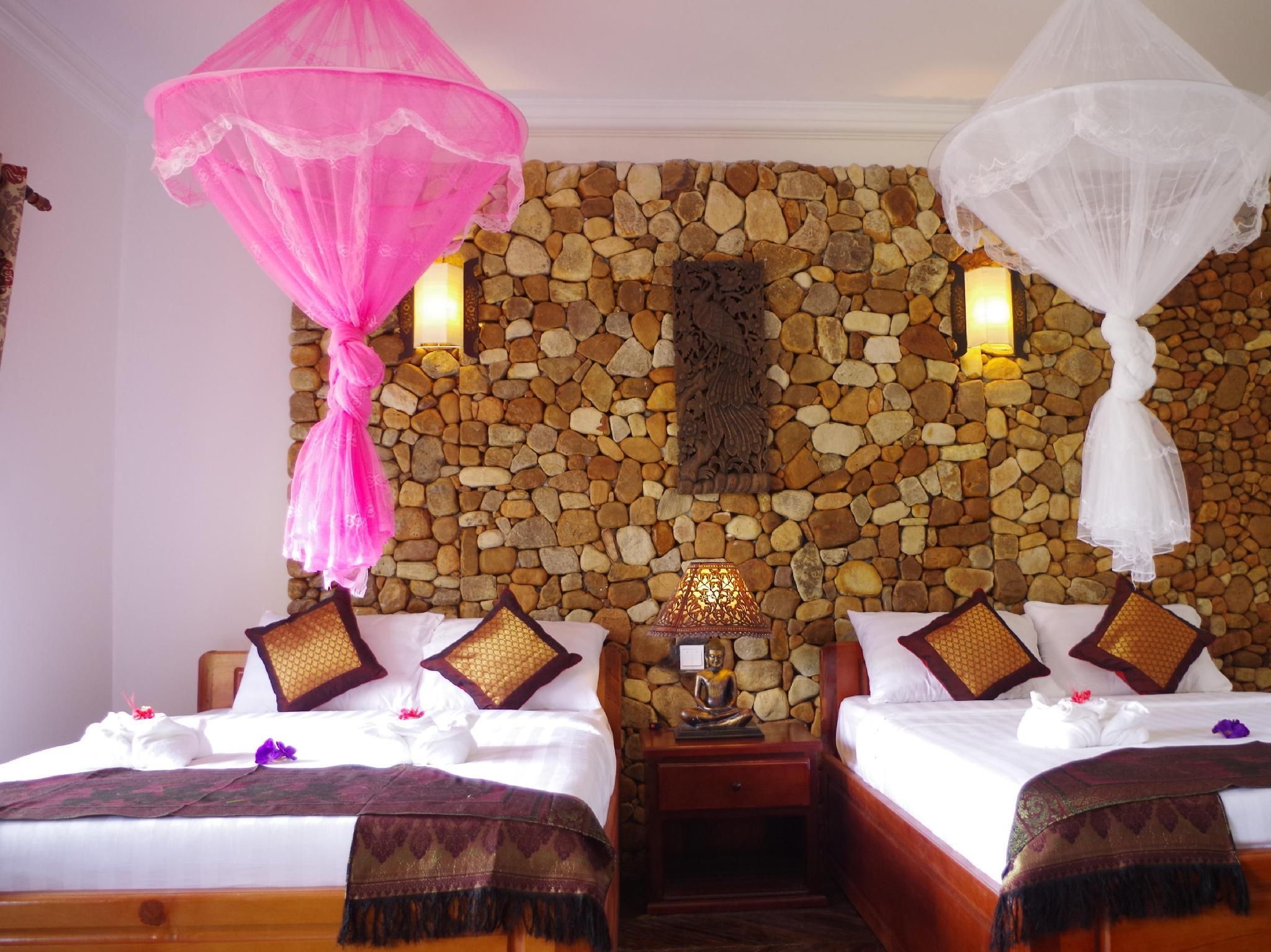 Superior Twin Bungalow