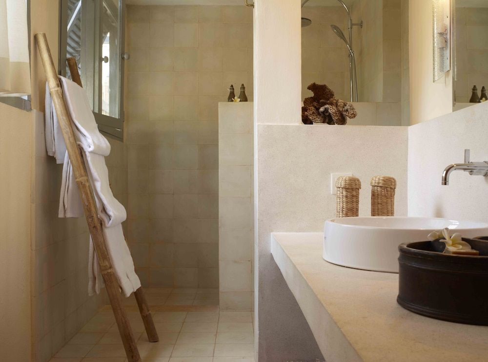 Knai Bang Chatt Superior Twin Room 4