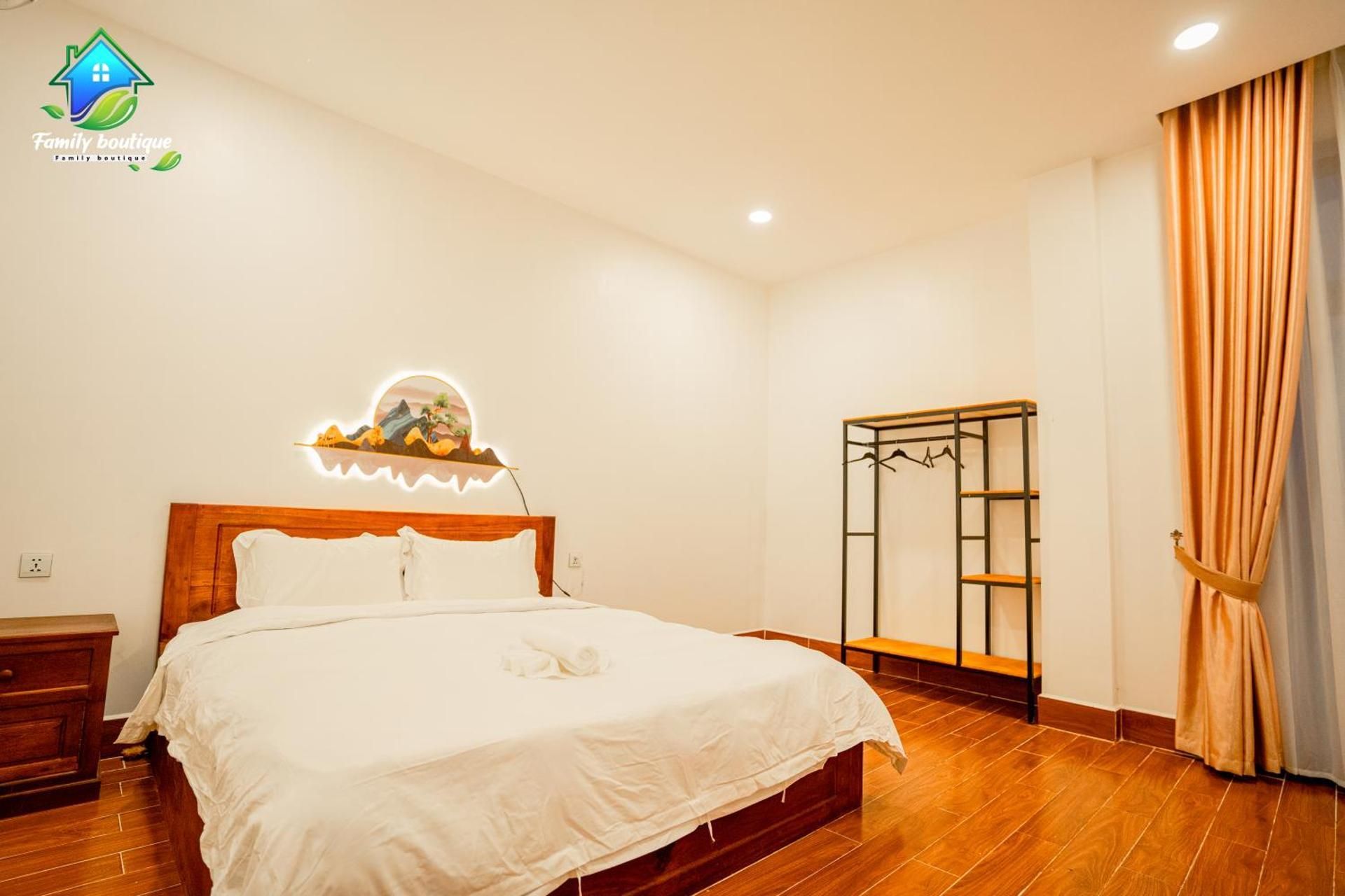 King Room with Balcony