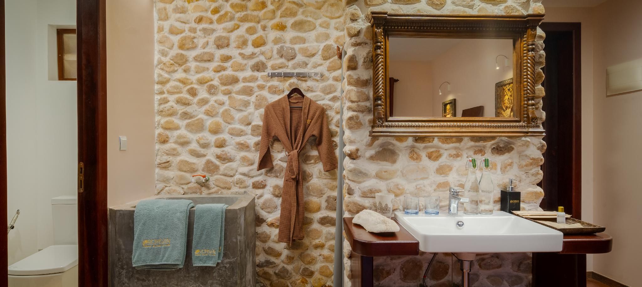 Komsan Kampot Resort