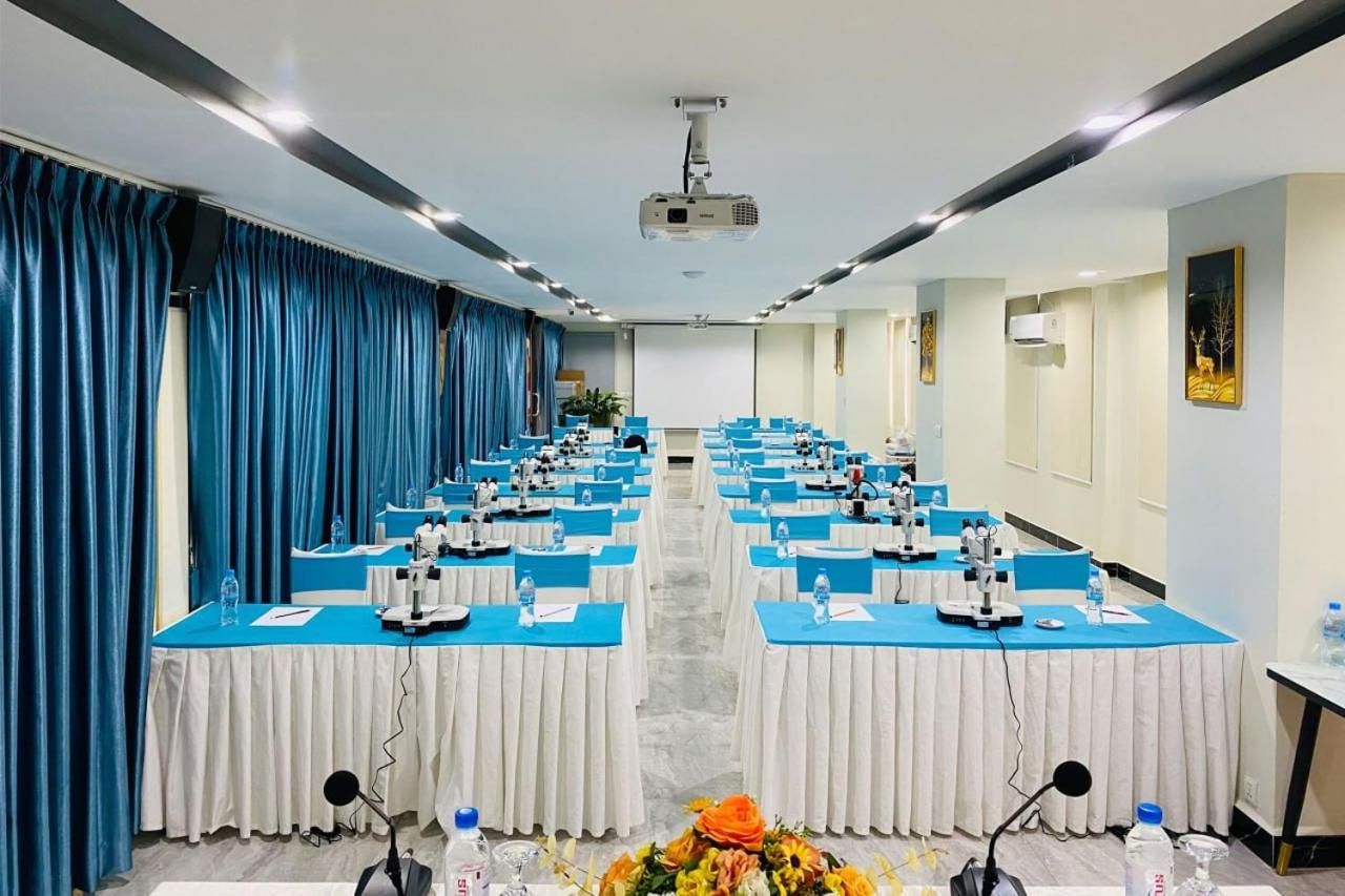 meeting room / ballrooms