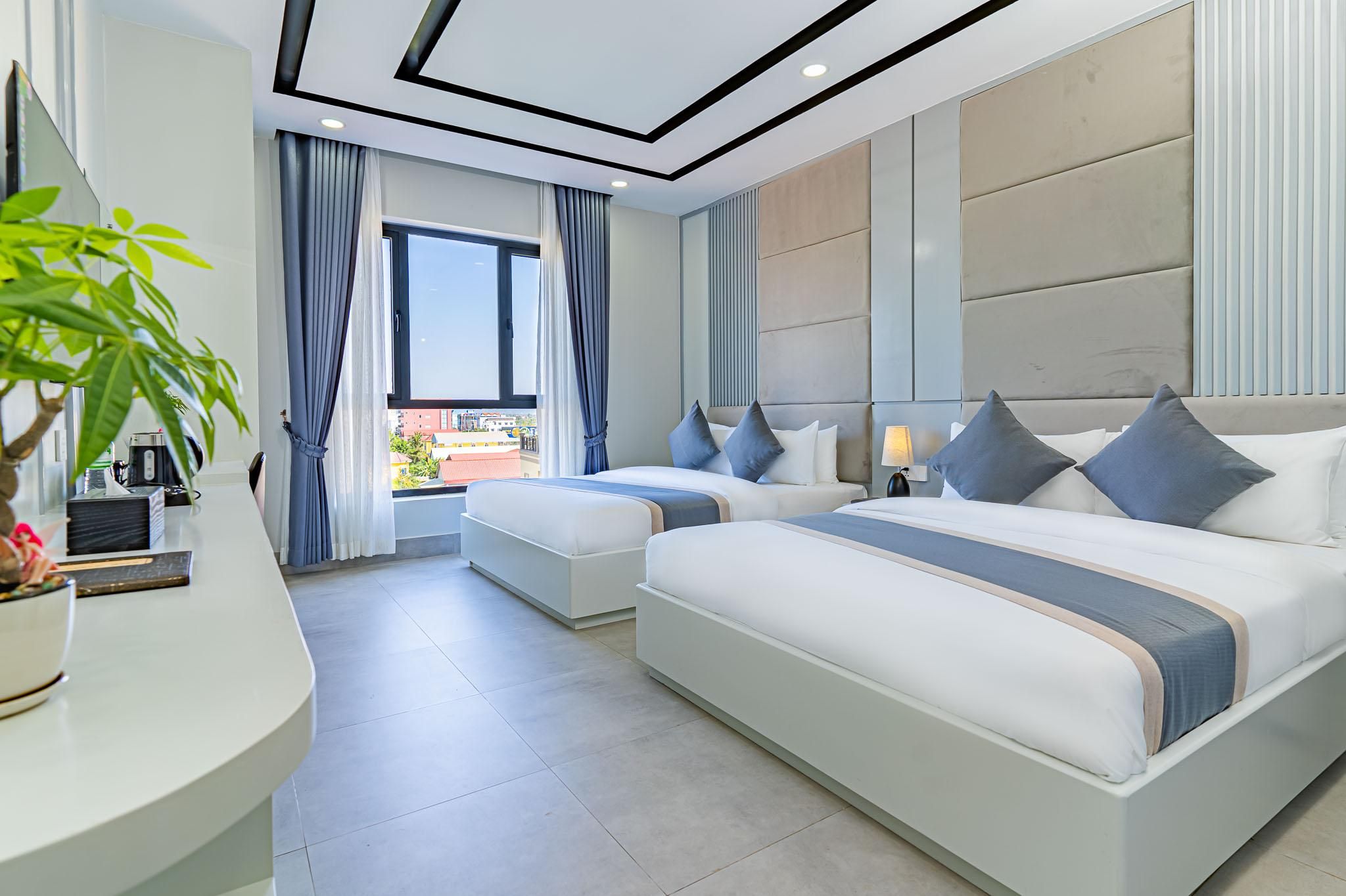 The Square Kampot Hotel Deluxe Twin Mountain View