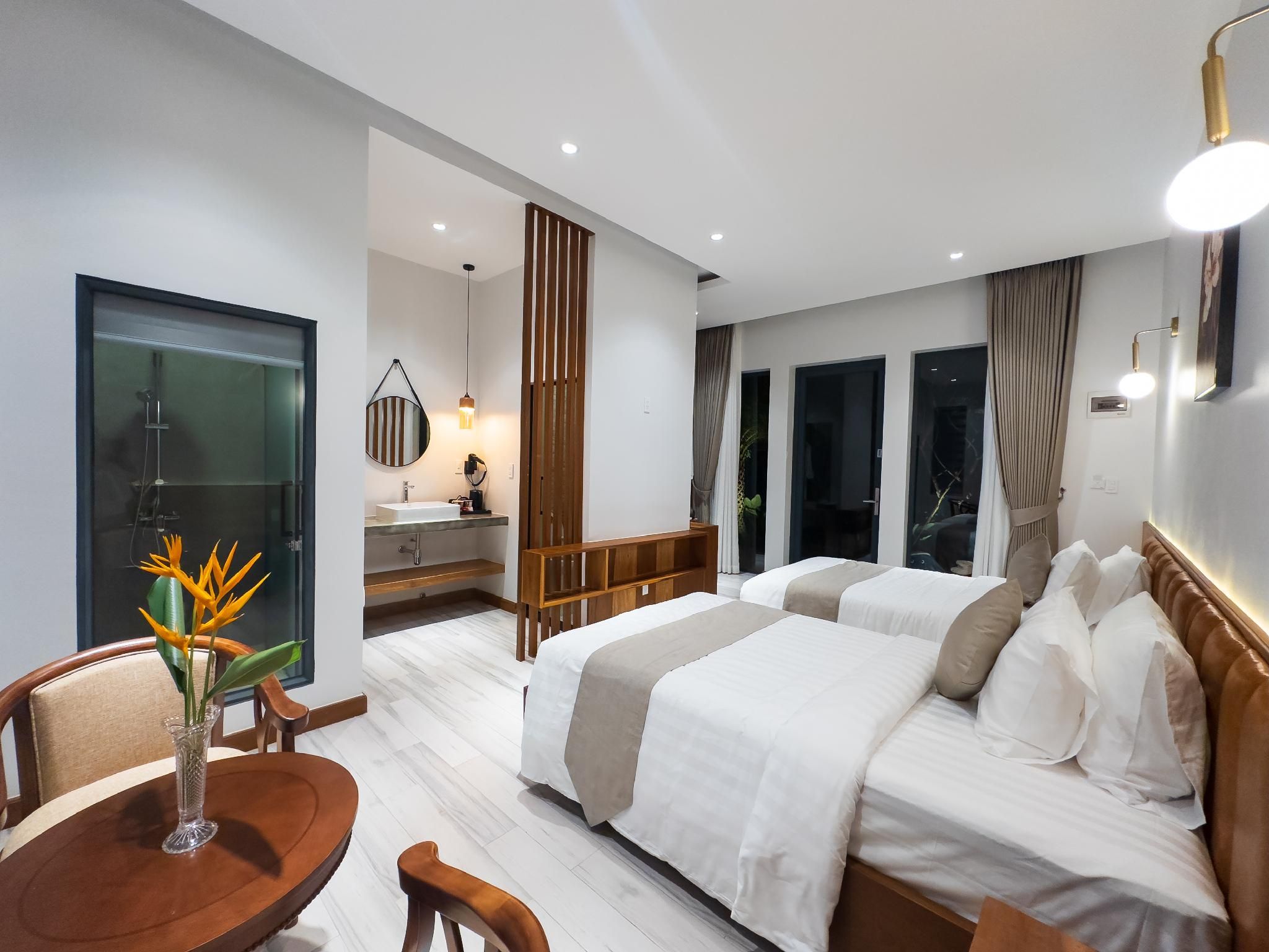 Garden View Twin Room
