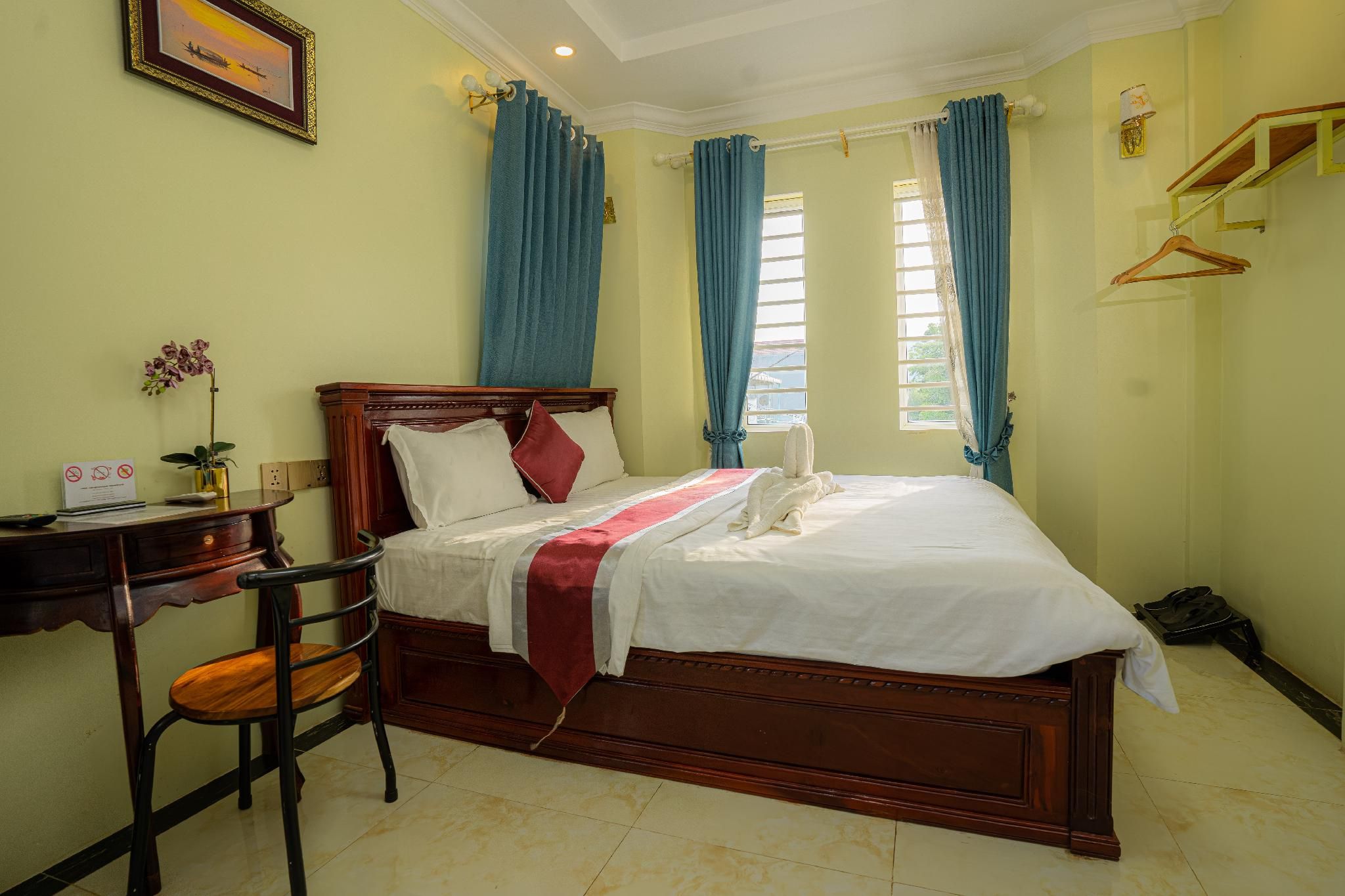 AHHA Boutique Kampot Double Room