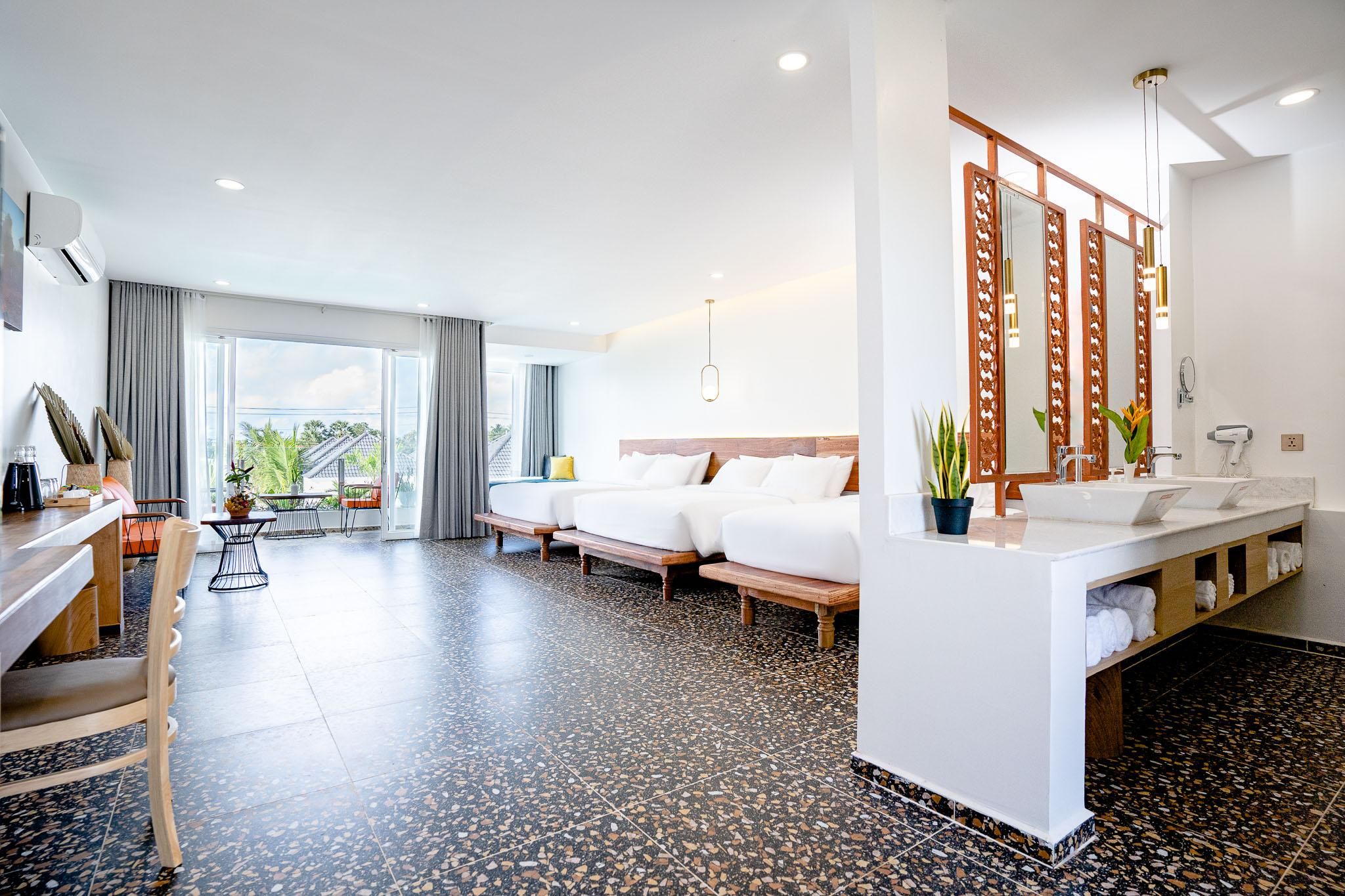 Deluxe Triple Rooms