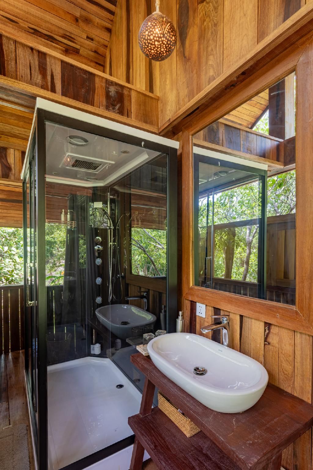 Payana Kampot Tree House