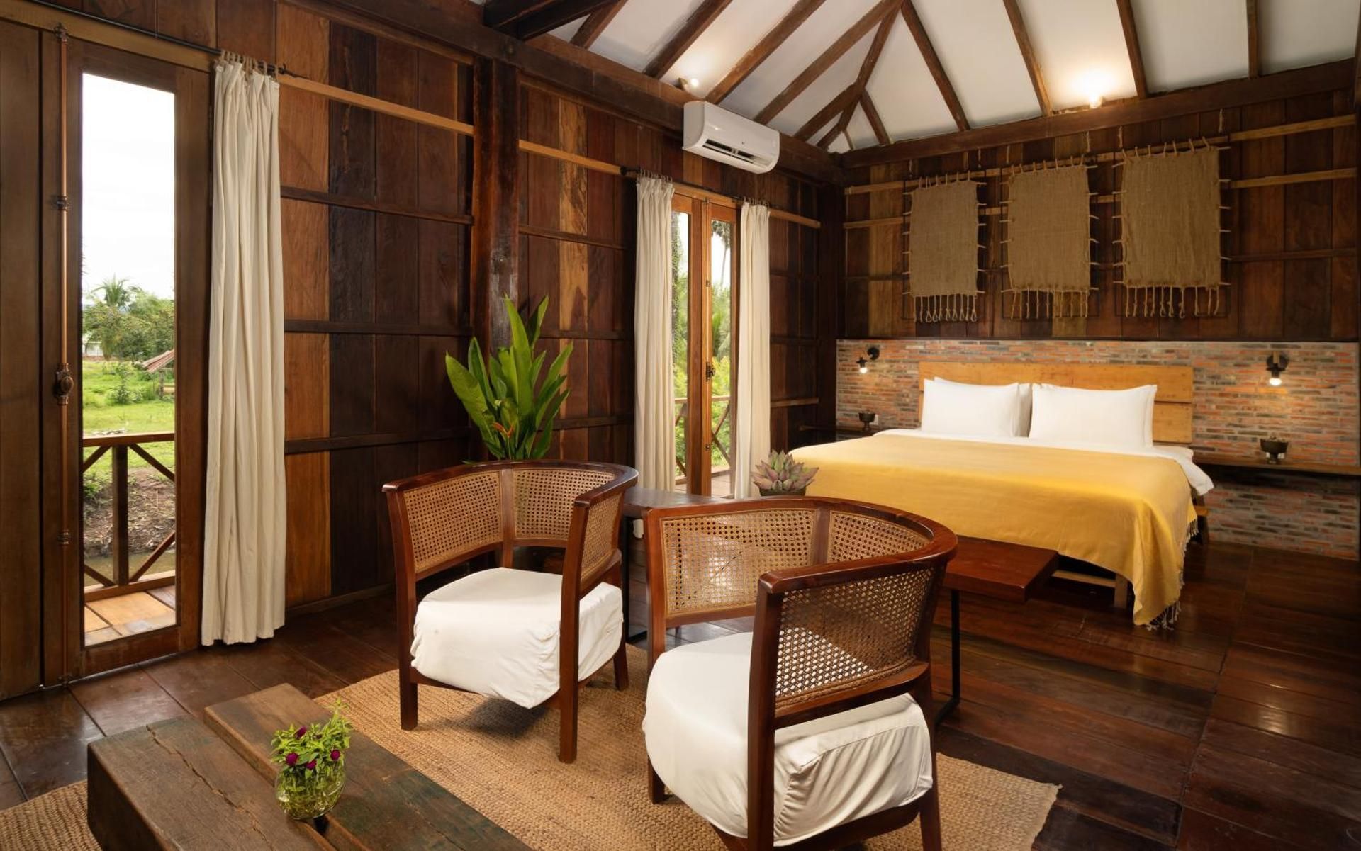 The Royal Private Pool Villa | Includes Afternoon Tea & Tree Planting