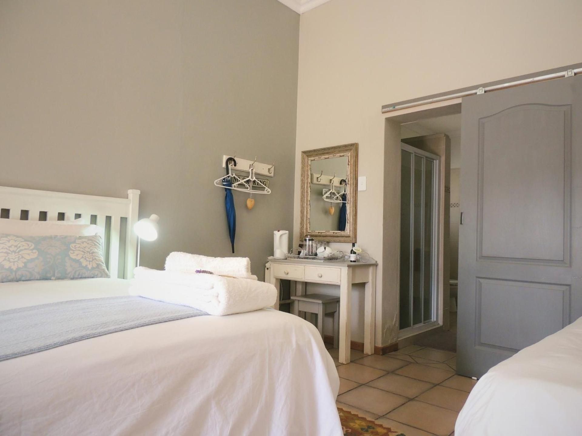 Triple Room with Private Bathroom